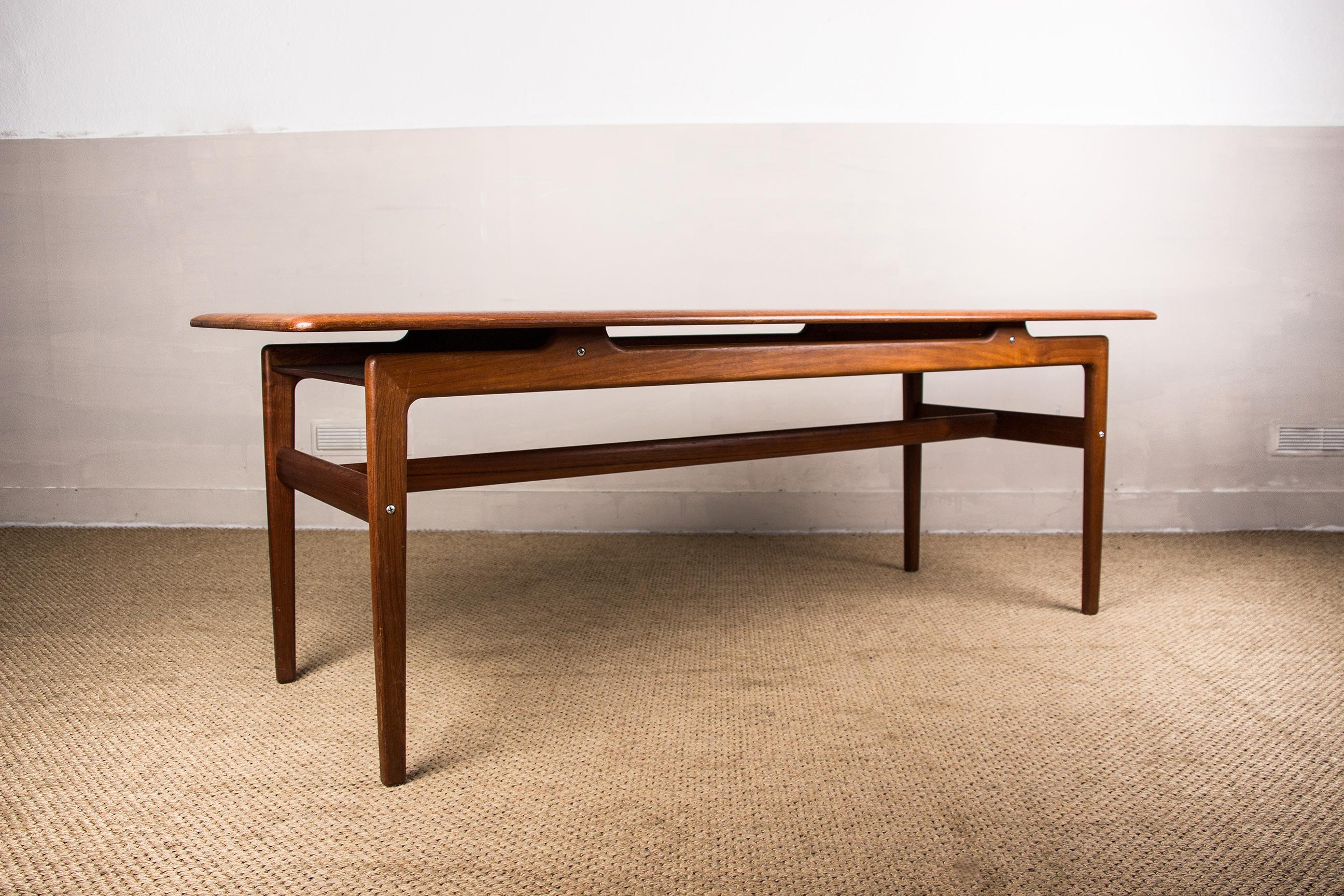 Large Danish Coffee Table in Teak with Document Ranges, 1960 For Sale 3