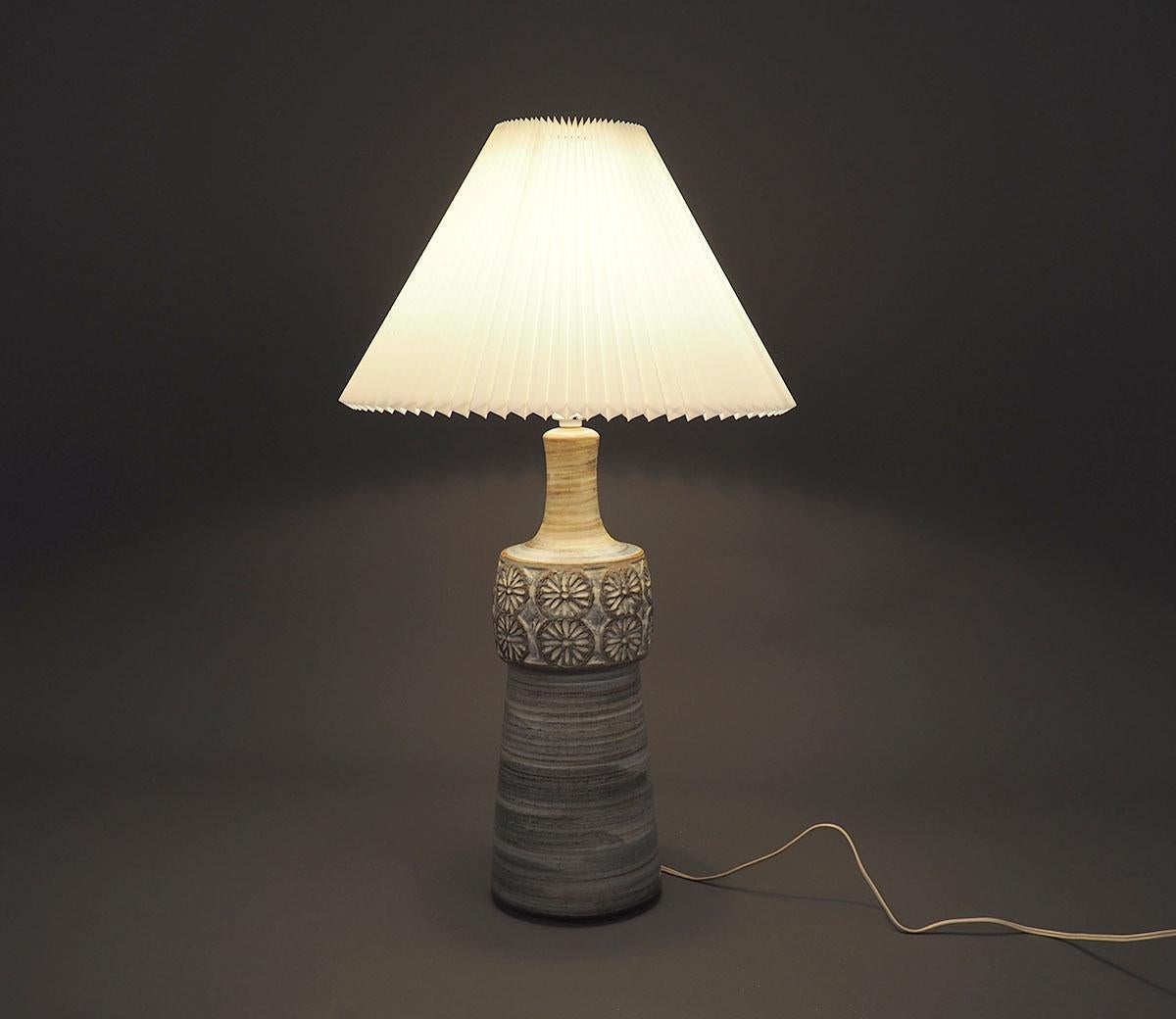 Large Danish design ceramic table lamp by Søholm, 1960s In Good Condition In HEILOO, NL