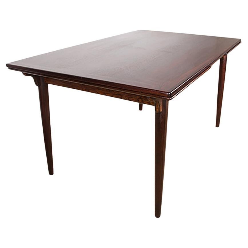 Großer dänischer ausziehbarer Esstisch aus Palisanderholz, Modell 54 von Gunni Omann, 1960.