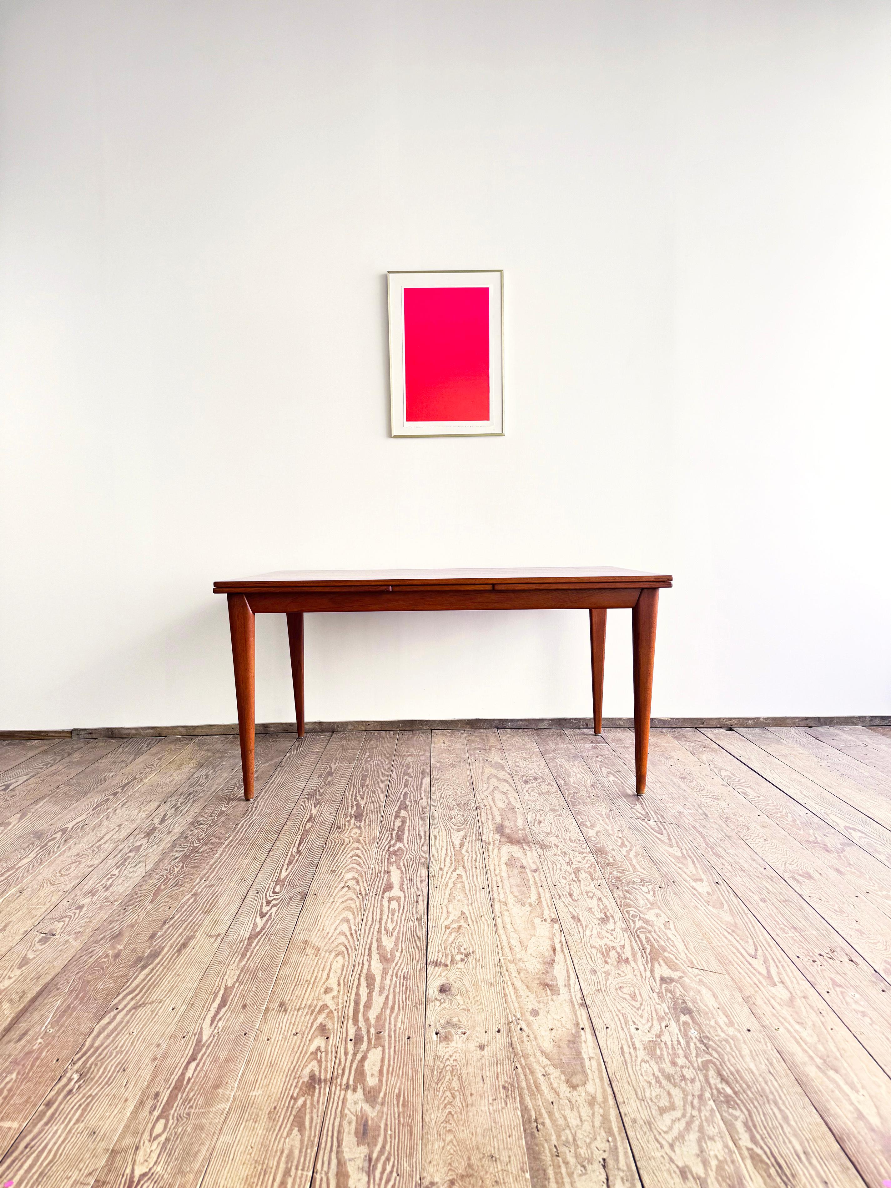 Large Danish Extendable Dining Table in Teak by Niels O. Møller for J.L. Møller In Good Condition For Sale In München, Bavaria