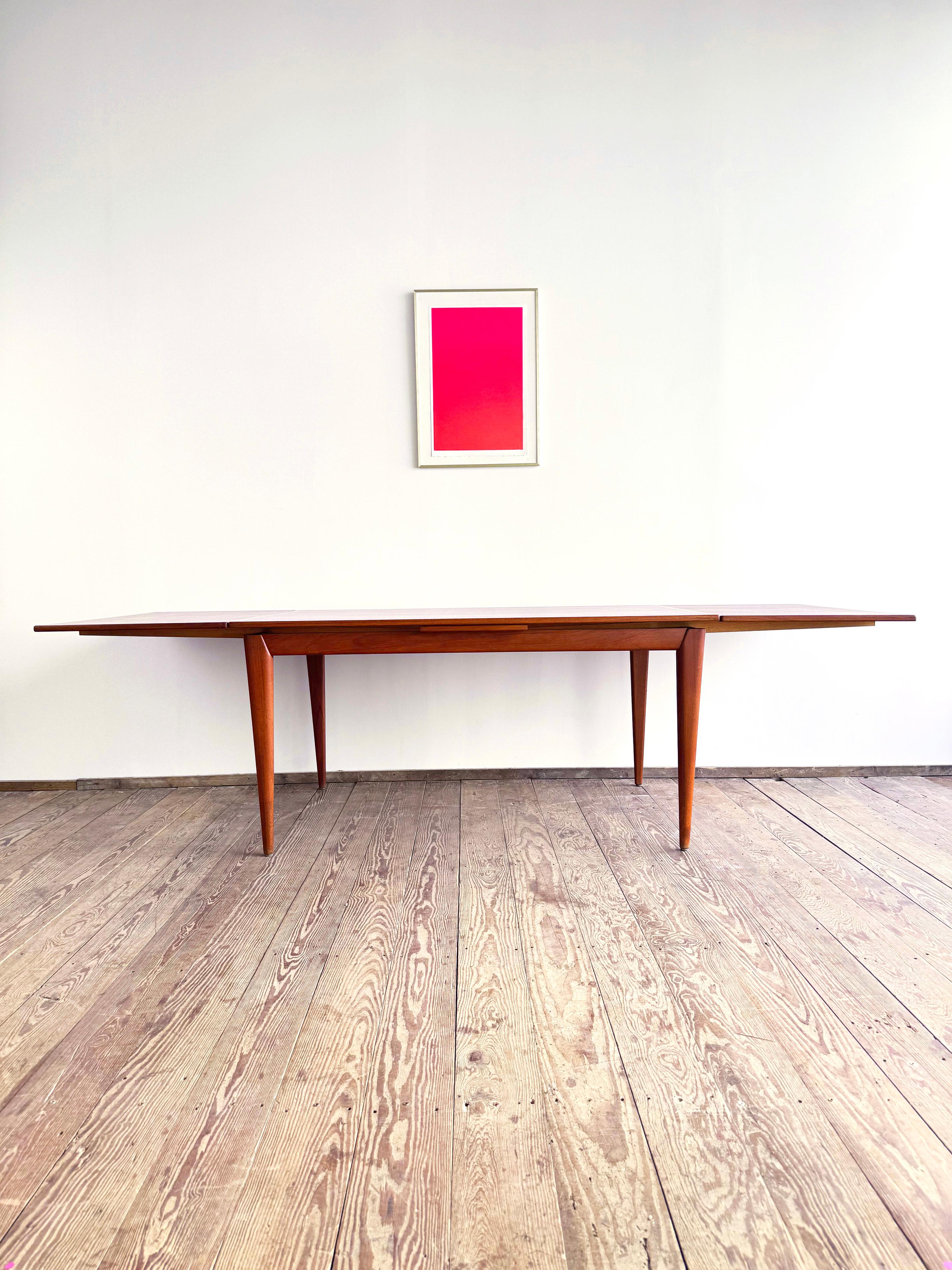 Mid-20th Century Large Danish Extendable Dining Table in Teak by Niels O. Møller for J.L. Møller For Sale