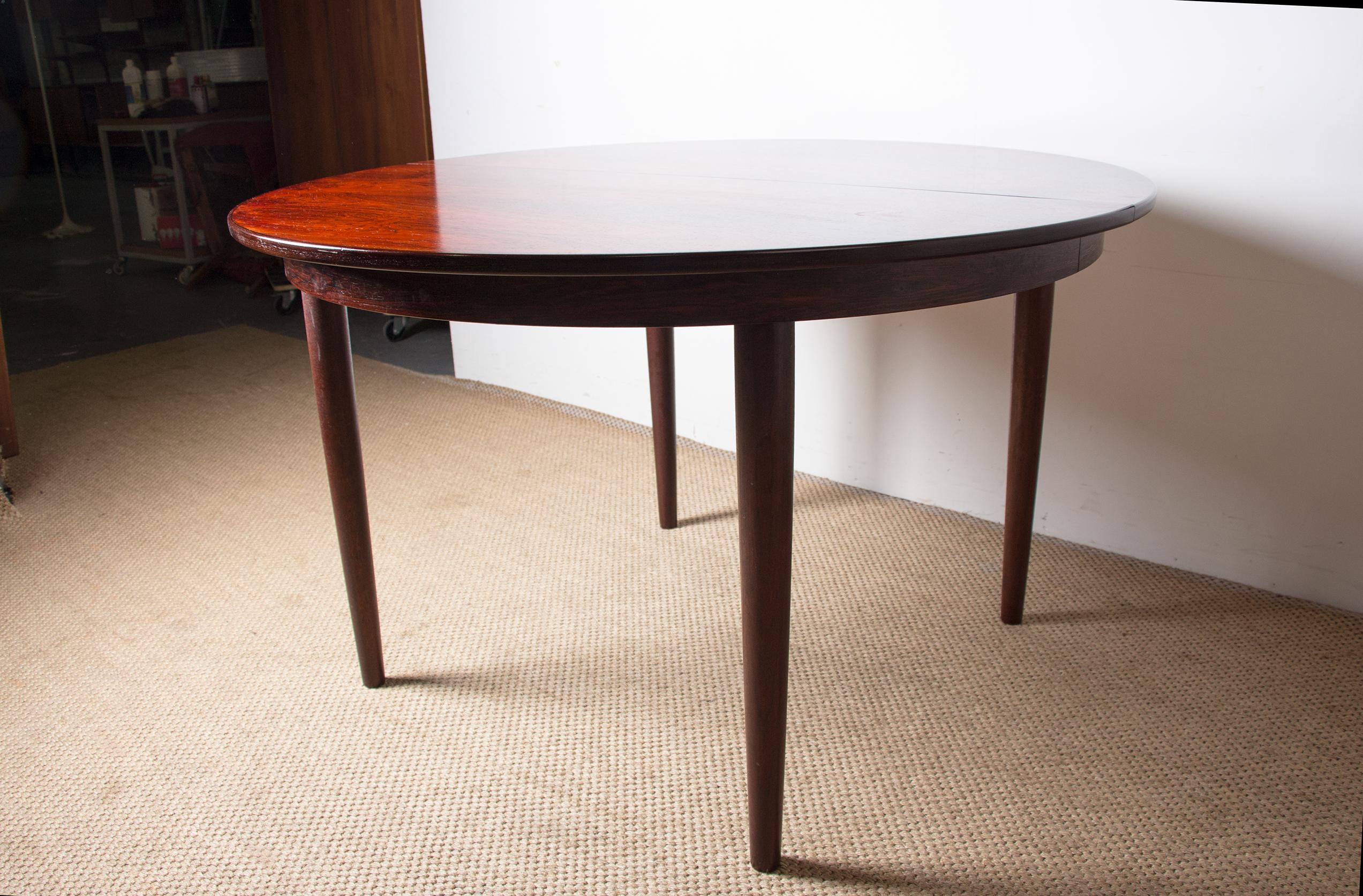 Mid-20th Century Large Danish Extendable Rosewood Dining Table 1960. For Sale