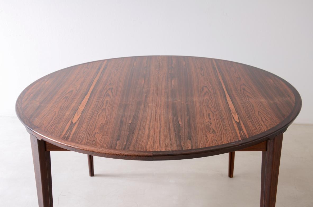 Danish Large danish extendable table For Sale