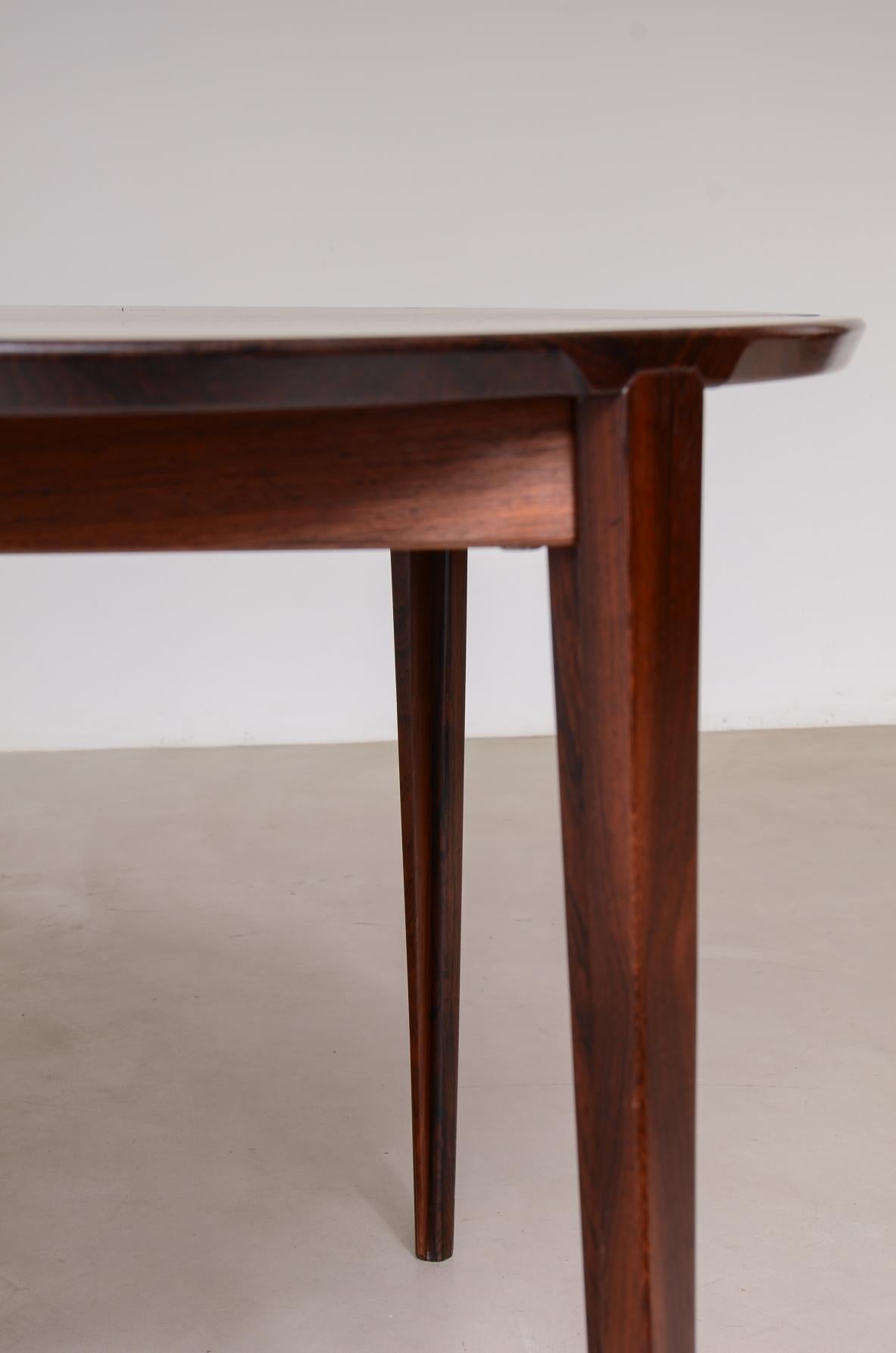 20th Century Large danish extendable table For Sale