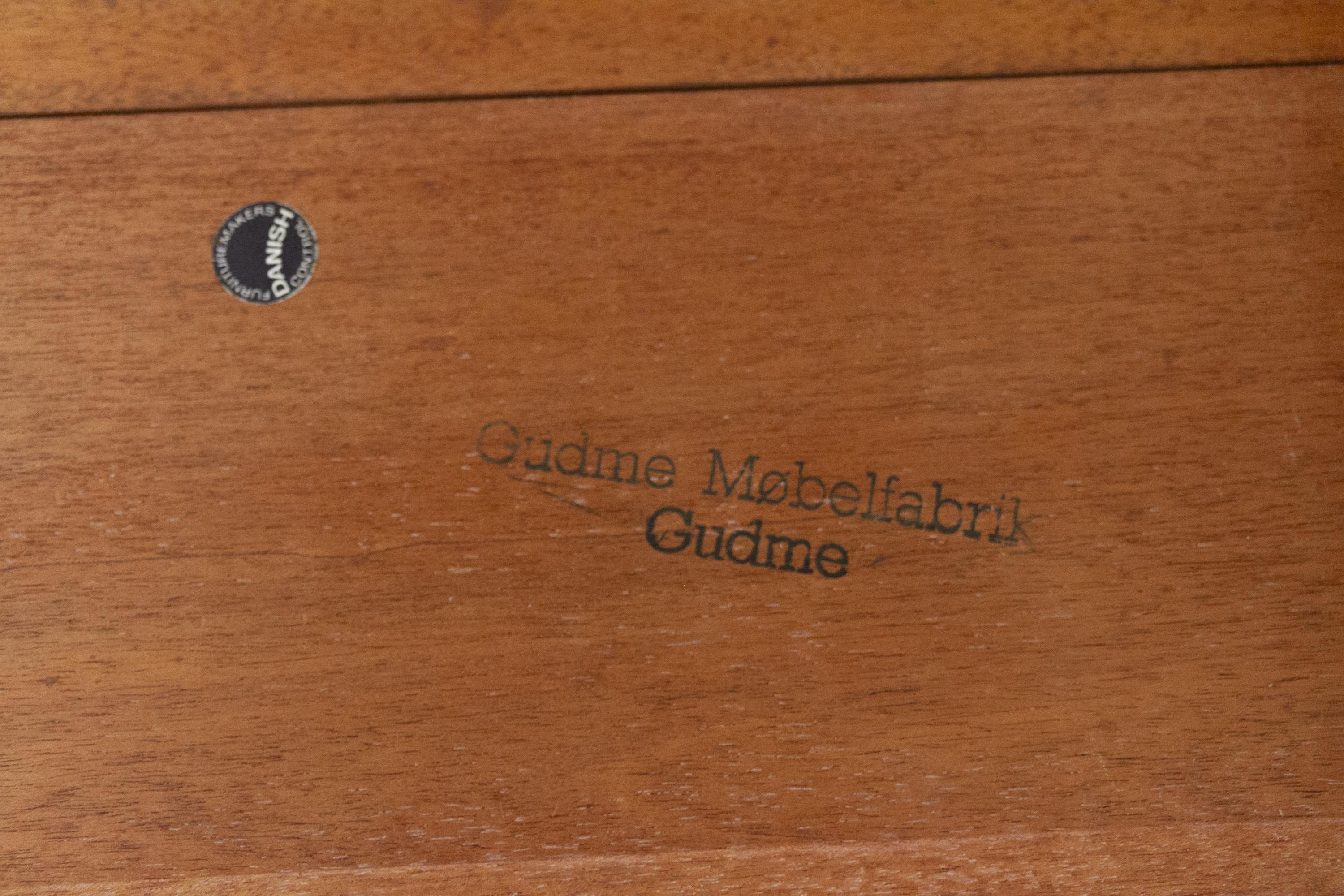 Large Danish Extendable Teak Dining Table by Gudme Møbelfabrik, 1960s. For Sale 5
