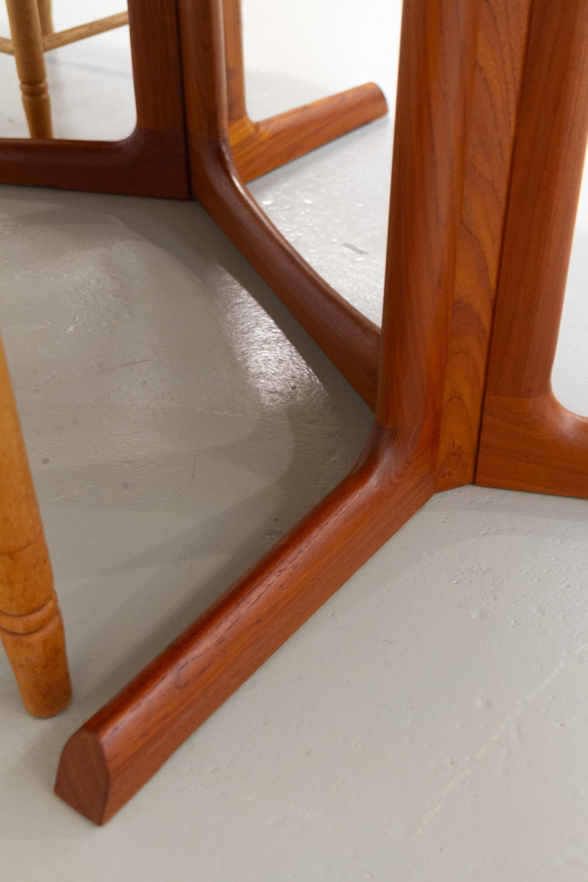 Large Danish Extendable Teak Dining Table by Gudme Møbelfabrik, 1960s. For Sale 13