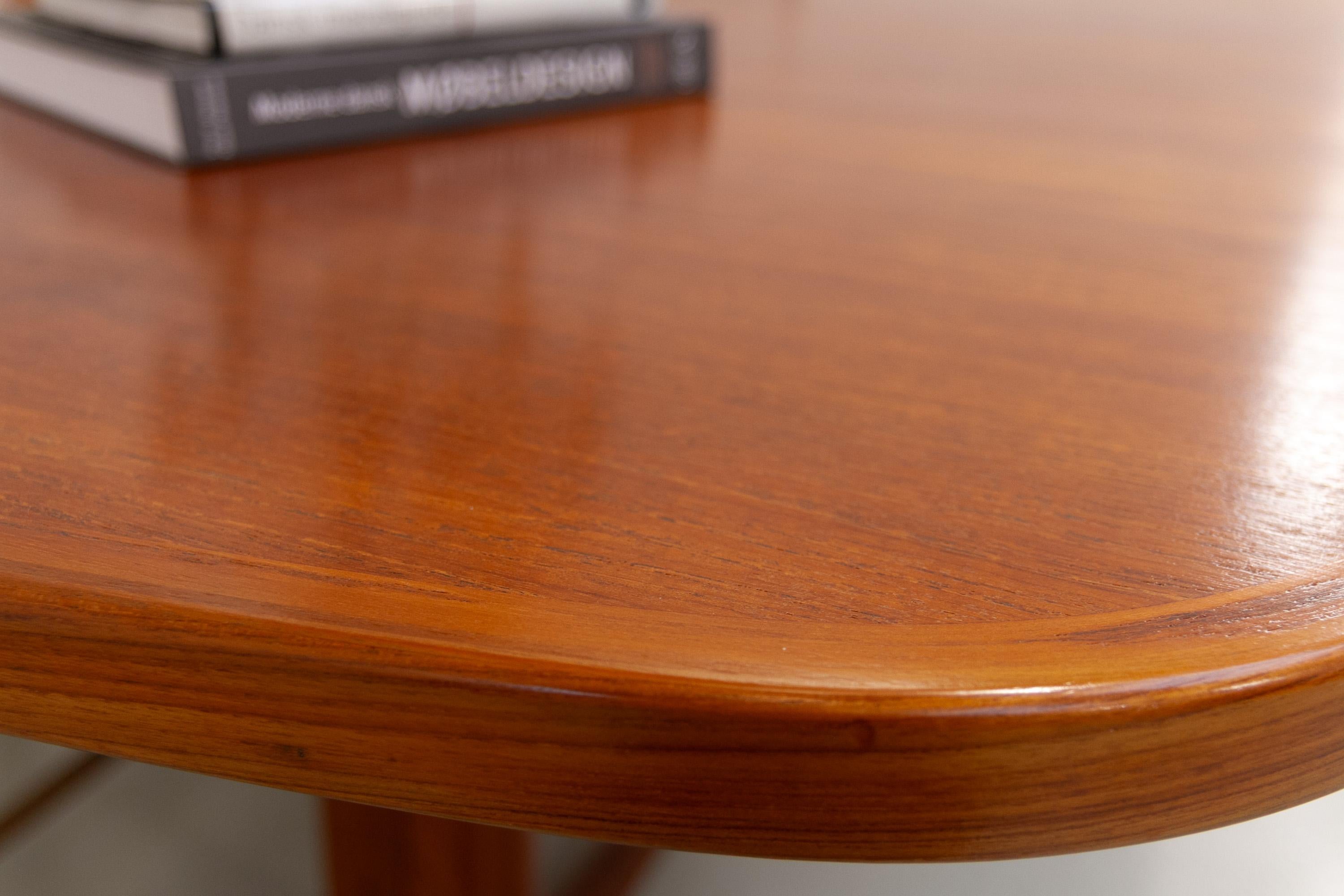 Large Danish Extendable Teak Dining Table by Gudme Møbelfabrik, 1960s. For Sale 14