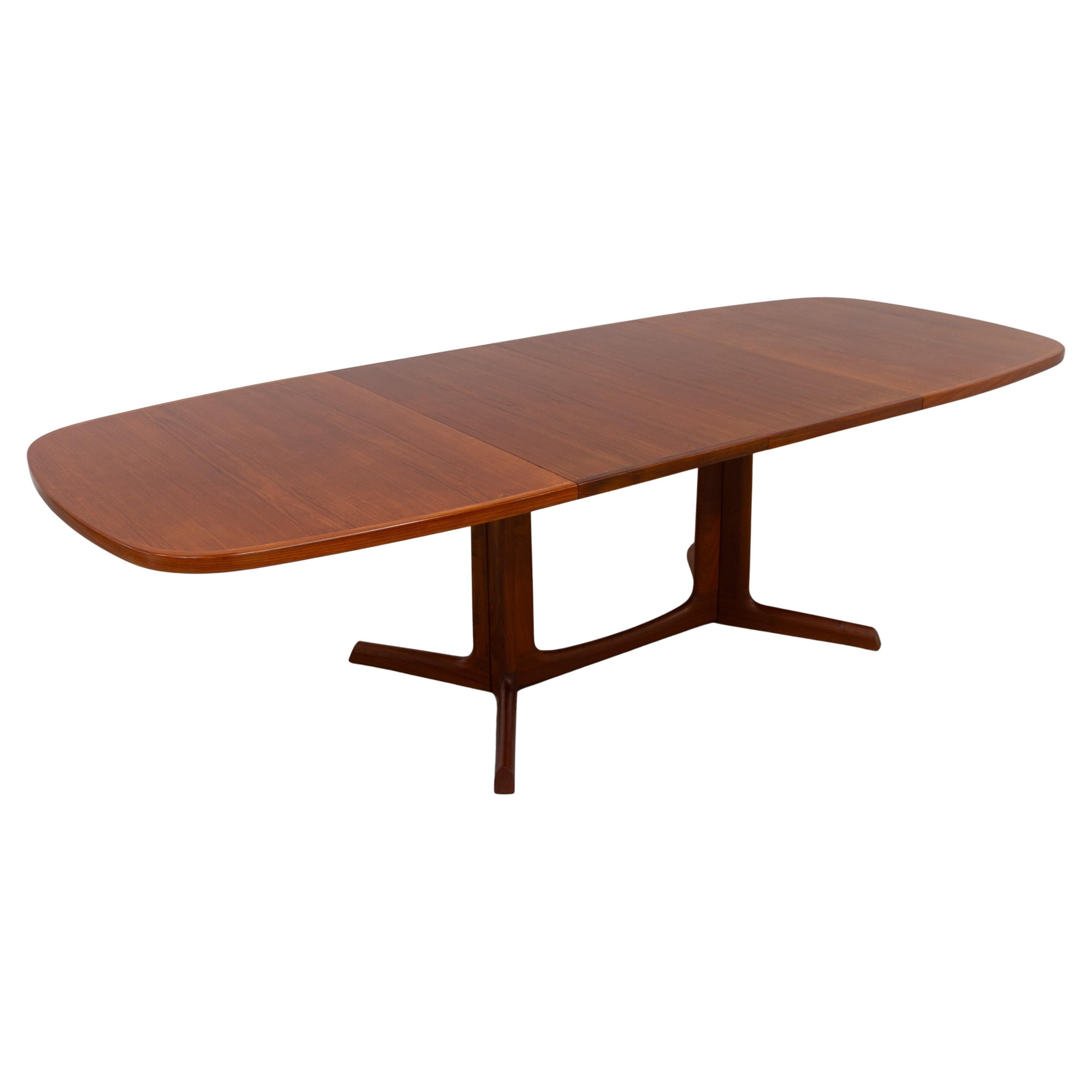 Large Danish Extendable Teak Dining Table by Gudme Møbelfabrik, 1960s. For Sale