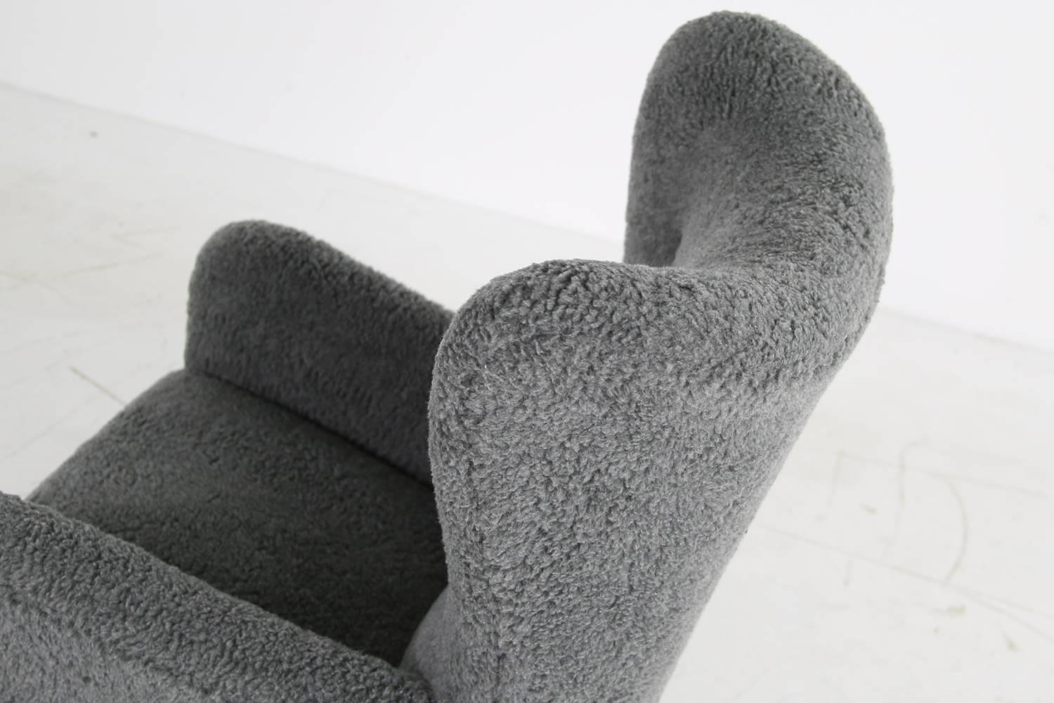 Large Danish Lounge Chair Wingchair Flemming Lassen Teddy Bear Fur Sheepskin In Excellent Condition In Hamminkeln, DE