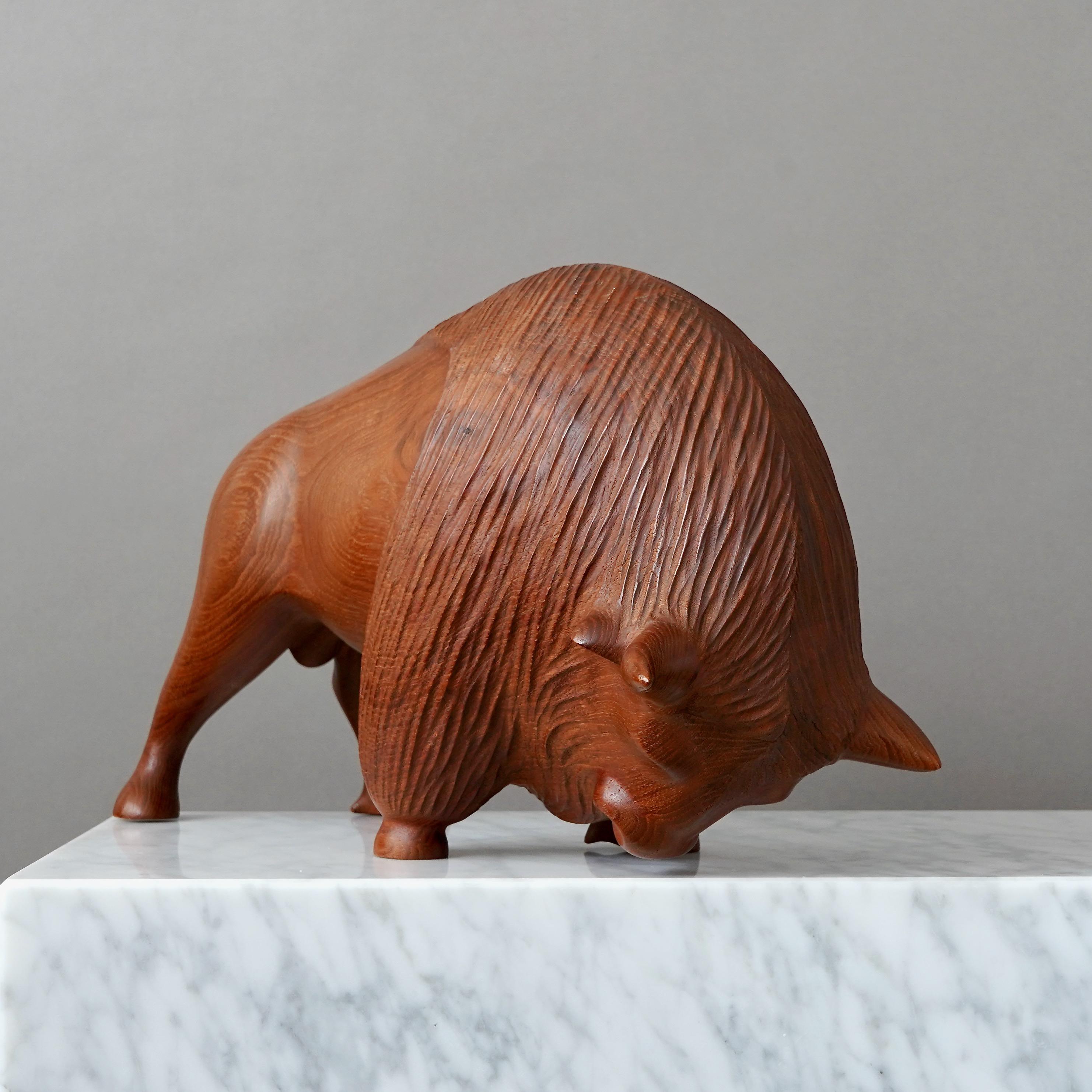 Large Danish Mid-Century Carved Teakwood Bison, 1950s. For Sale 1