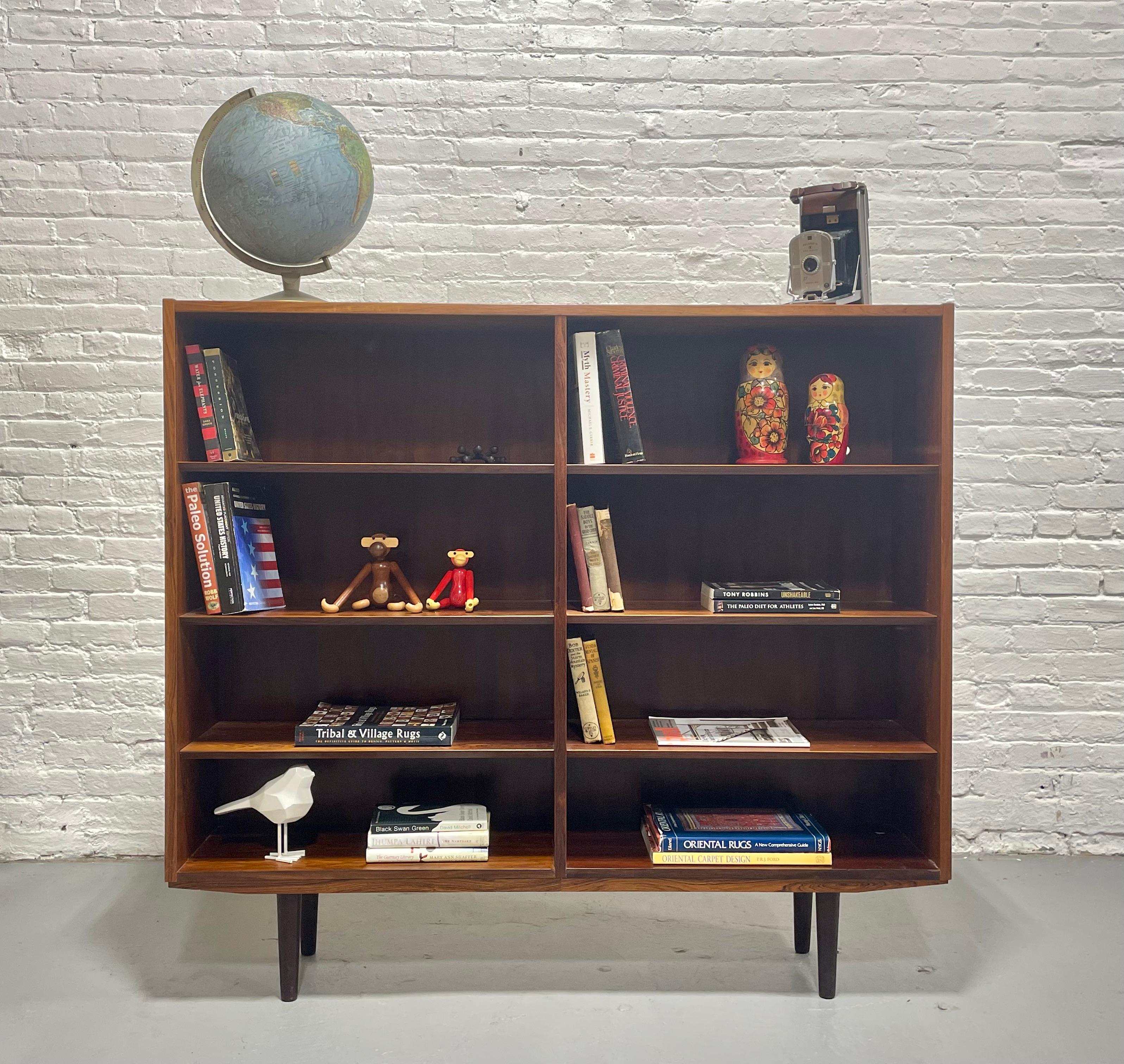 Large DANISH Mid Century Modern ROSEWOOD BOOKCASE, c. 1960's For Sale 5