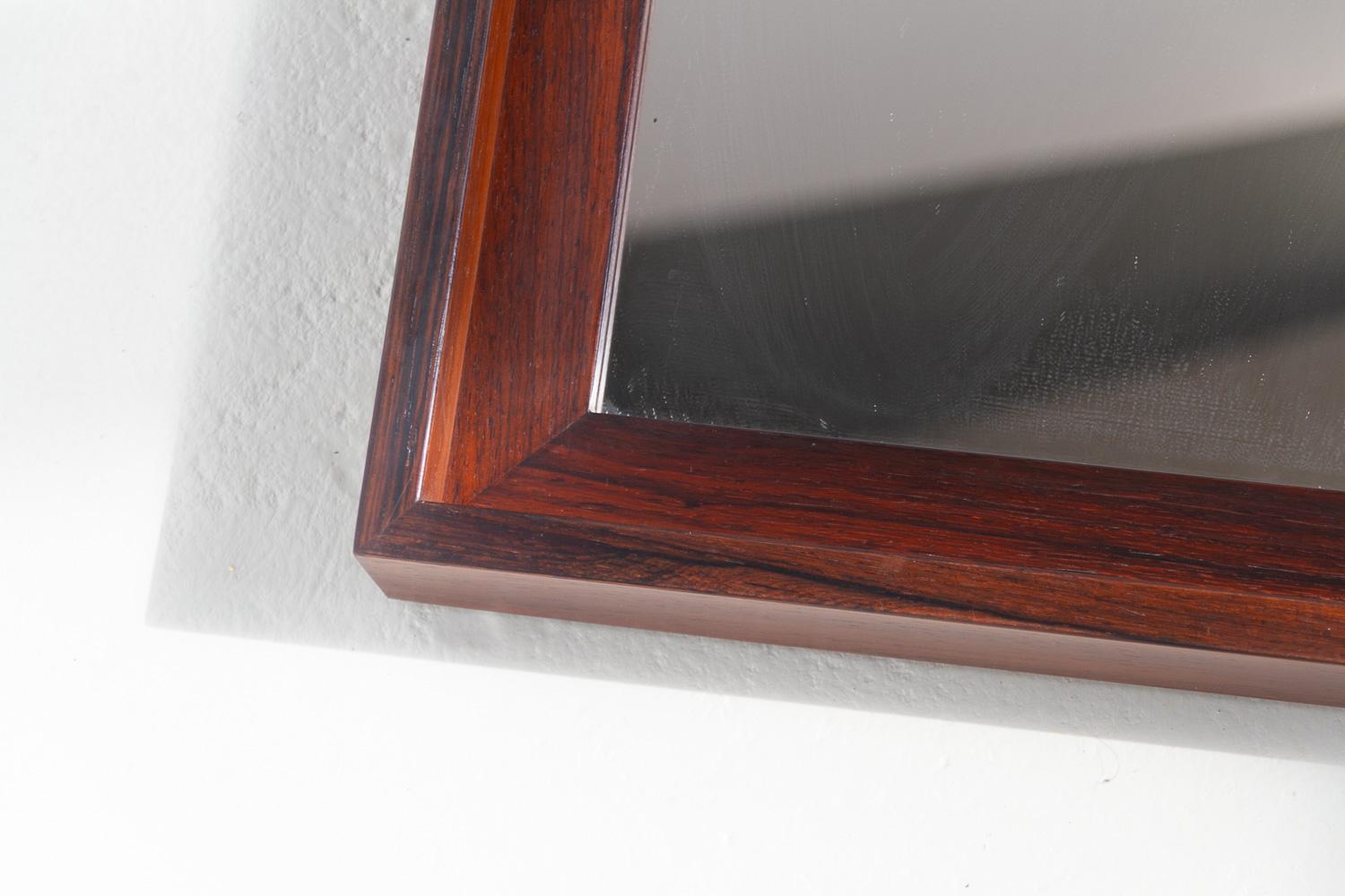 Grand miroir danois en bois de rose moderne du milieu du siècle, années 1960. en vente 3