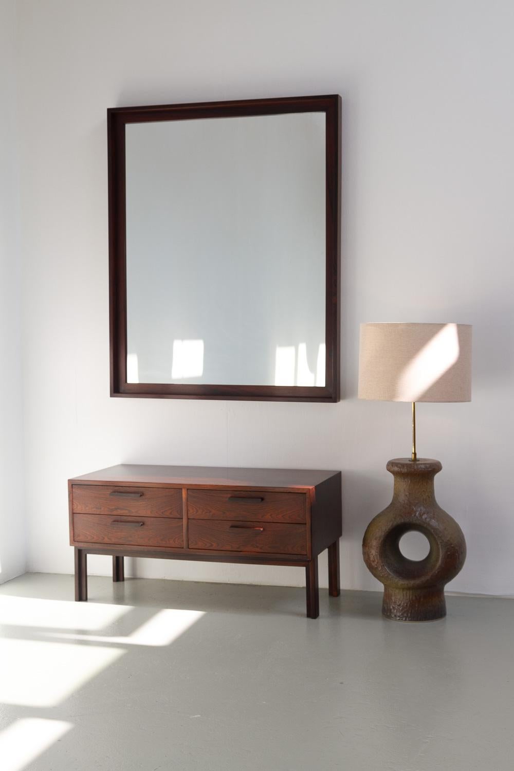 Grand miroir danois en bois de rose moderne du milieu du siècle, années 1960. en vente 12