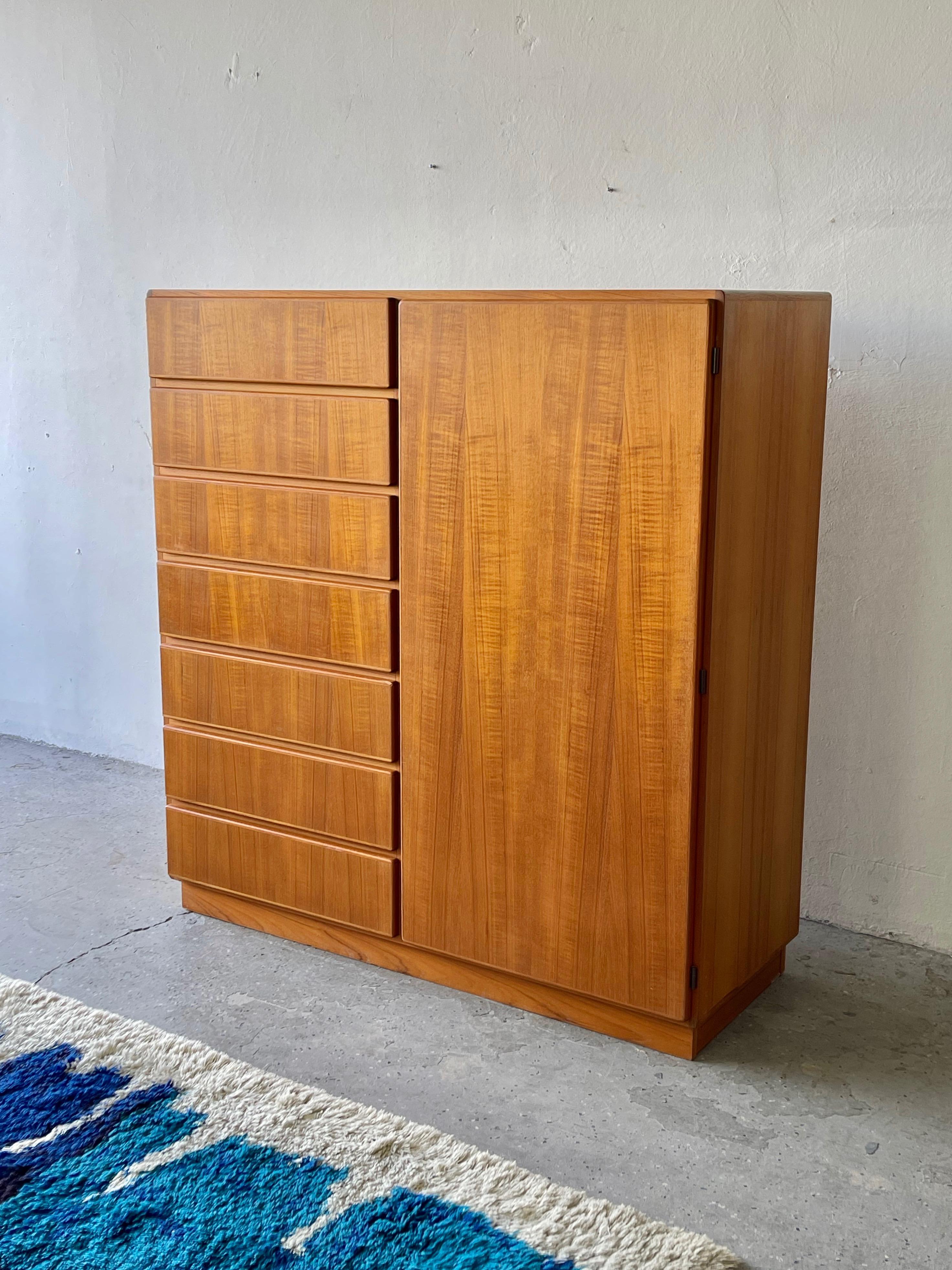 Late 20th Century Large Danish Mid-Century Modern Teak Wardrobe Gentleman’s Chest Dresser