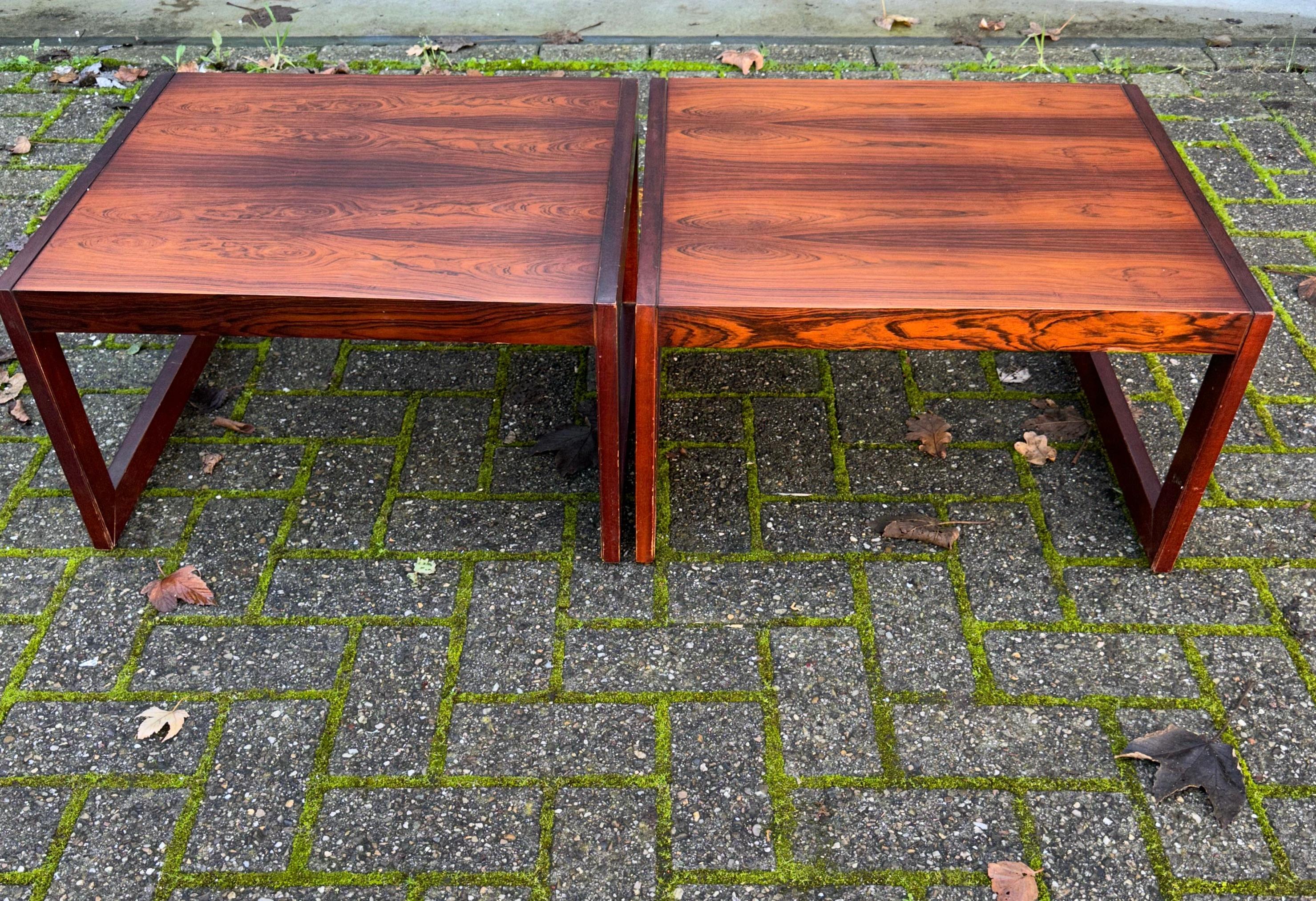 Grand ensemble de tables basses danoises en bois, modernes du milieu du siècle, avec tables d'extrémité. Bon état - En vente à Lisse, NL