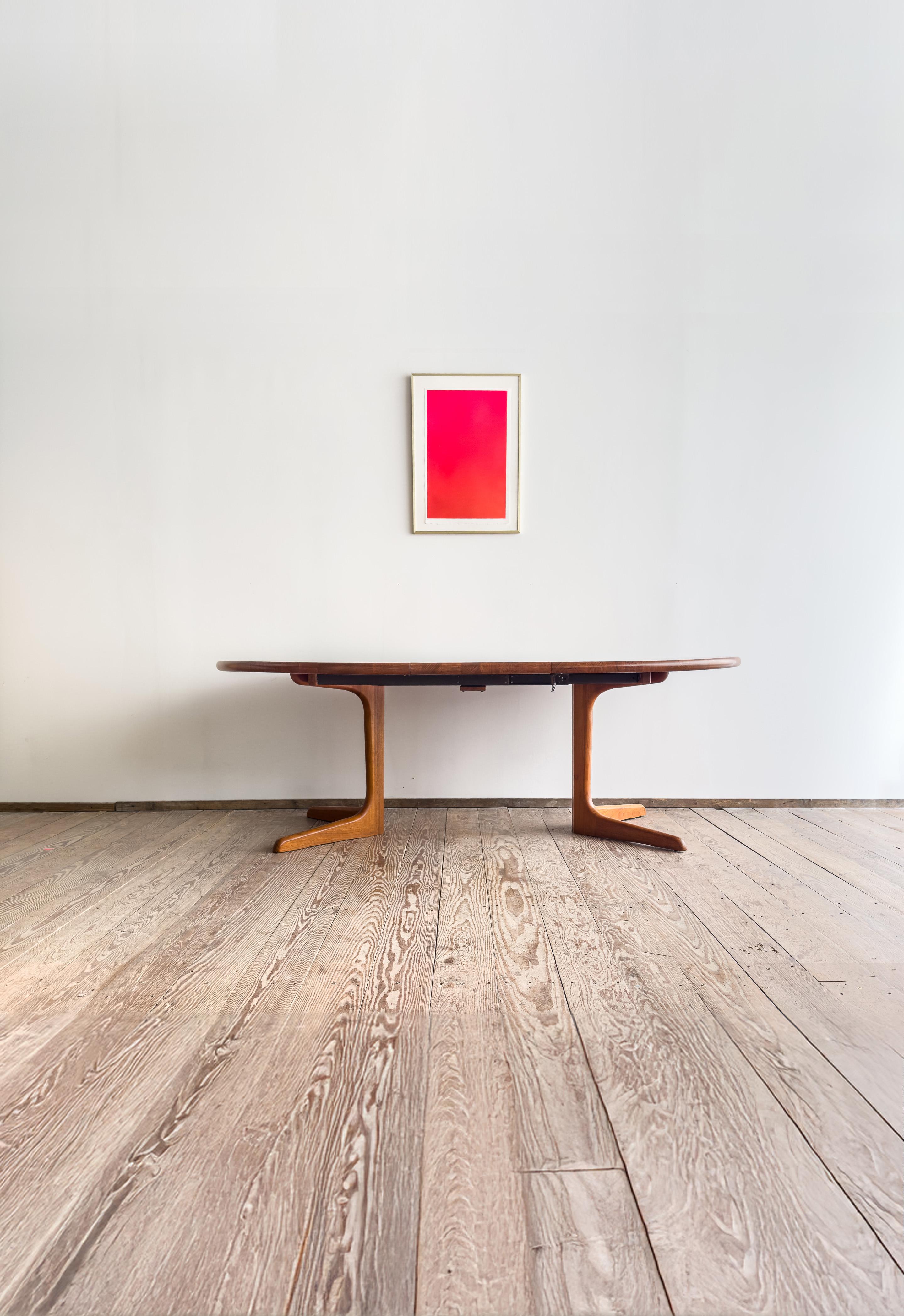 Mid-20th Century Large Danish Mid-Century Oval Dining Table in Teak, Extendable, Denmark, 1960s For Sale