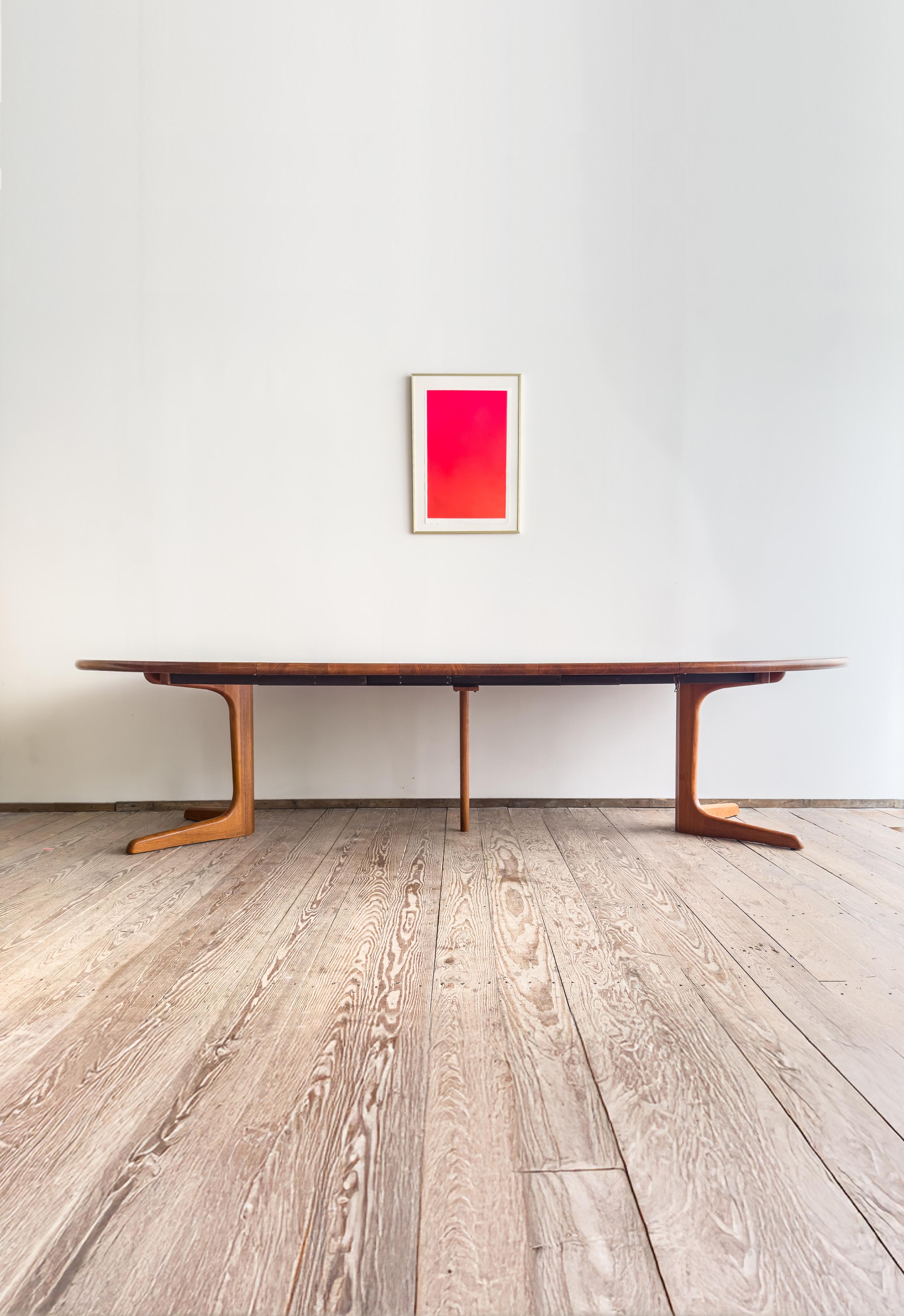 Large Danish Mid-Century Oval Dining Table in Teak, Extendable, Denmark, 1960s For Sale 2