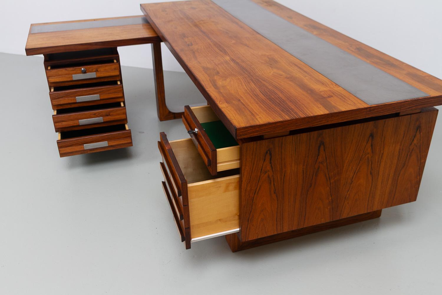 Large Danish Modern L-shaped Rosewood and Steel Desk with Sideboard, 1970s. For Sale 3