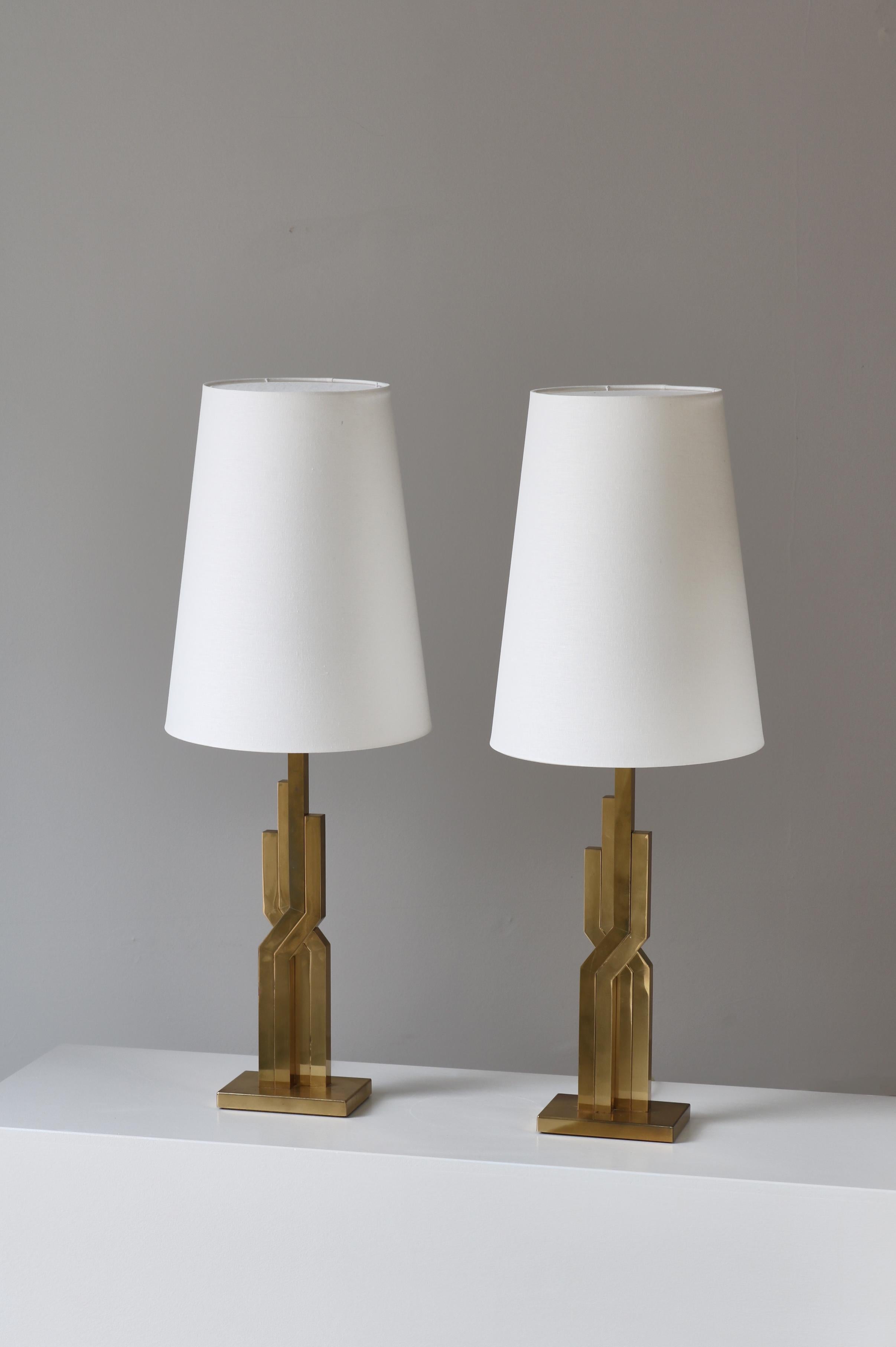 Grandes lampes de table danoises Modernes en laiton par Svend Aage Holm Sørensen, années 1960 en vente 13
