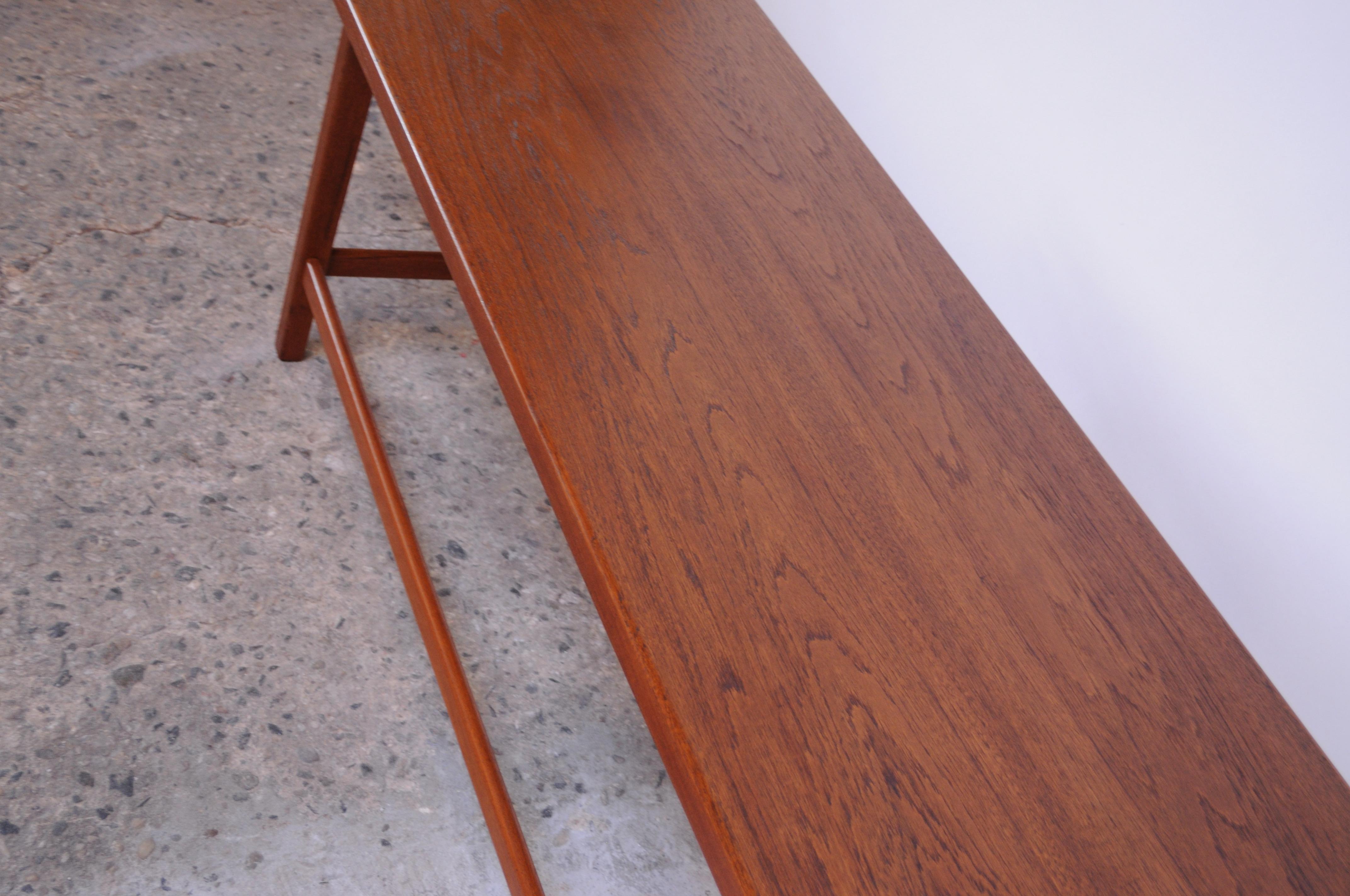 Large Danish Modern Teak Coffee Table / Bench 5
