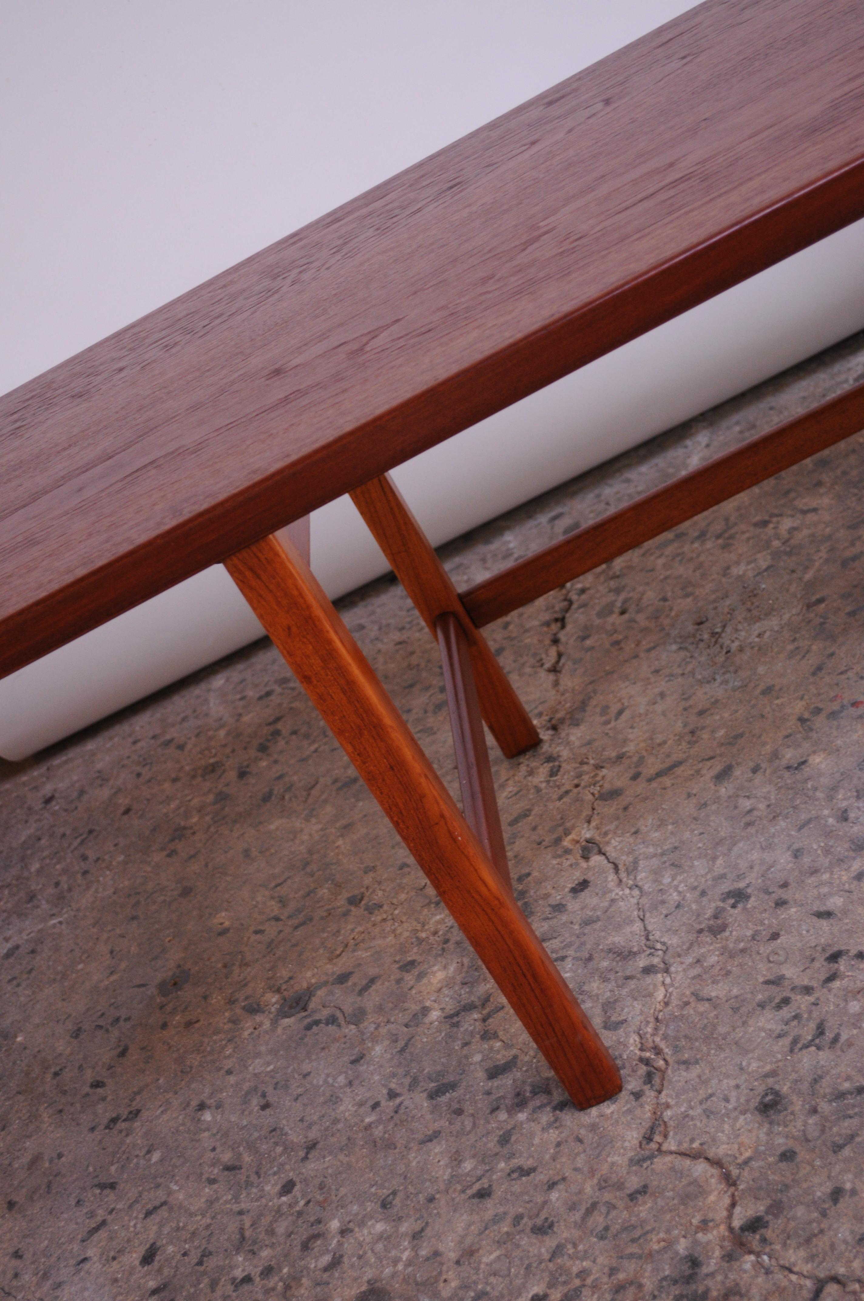 Large Danish Modern Teak Coffee Table / Bench 11