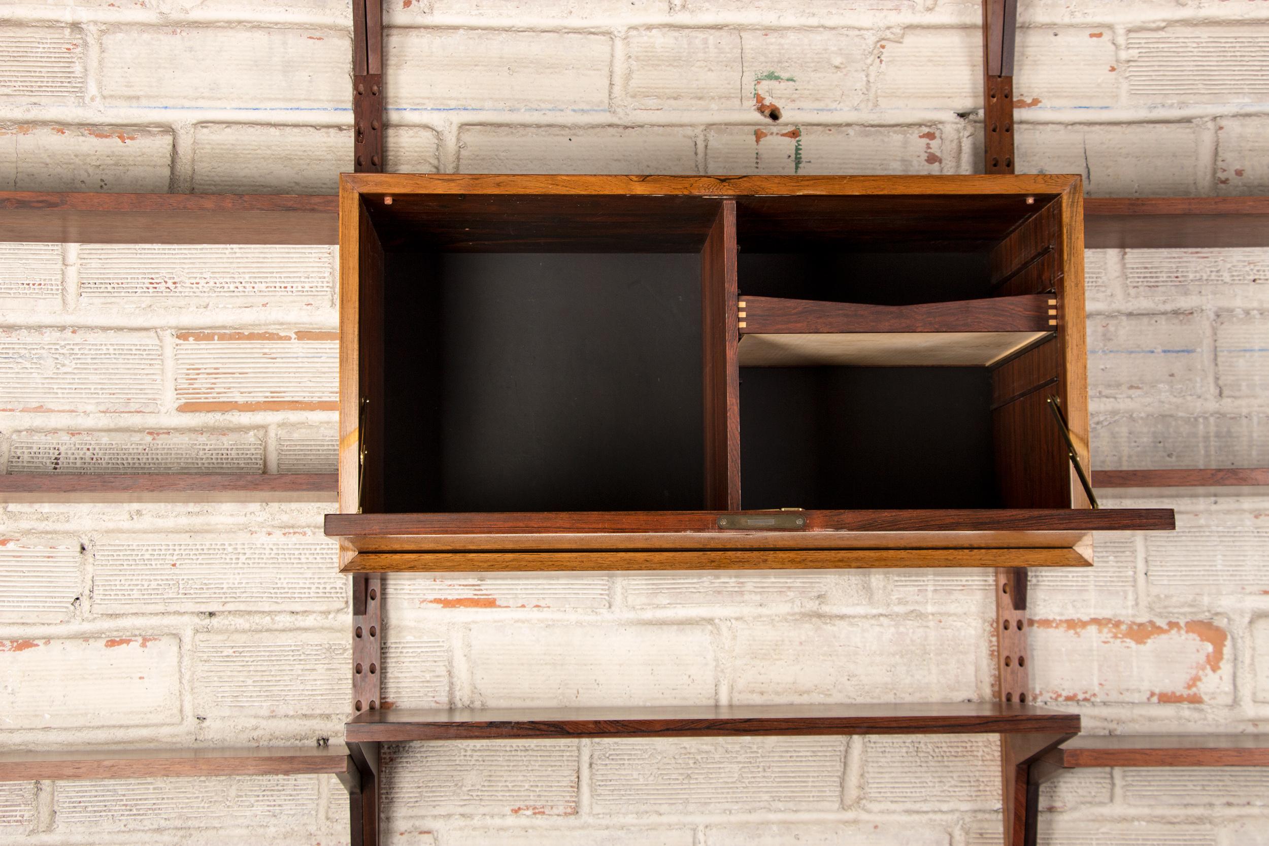 Large Danish modular shelf in Rosewood by Poul Cadovius 1960. 9