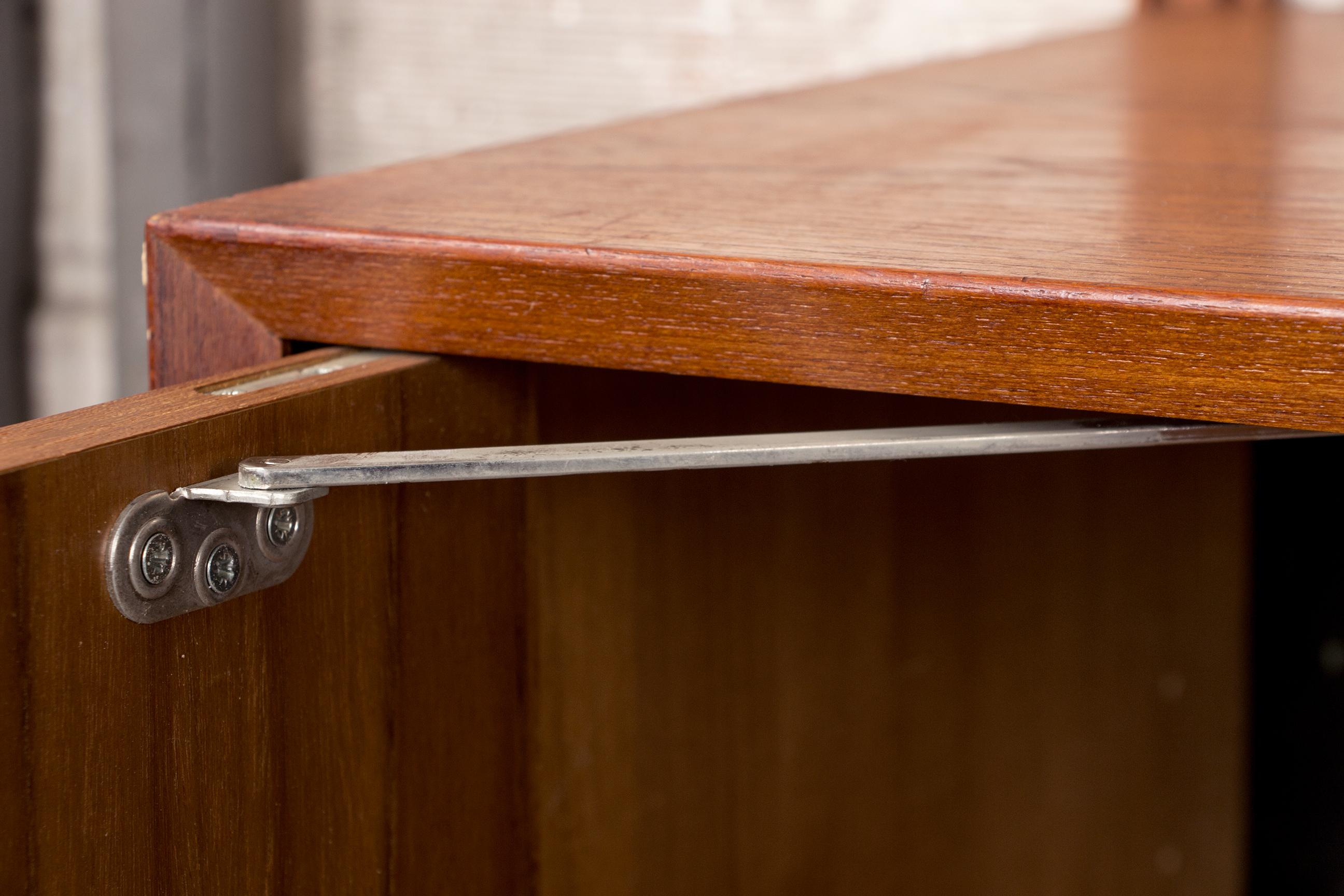 Large Danish modular teak shelf by Poul Cadovius 1960. 5