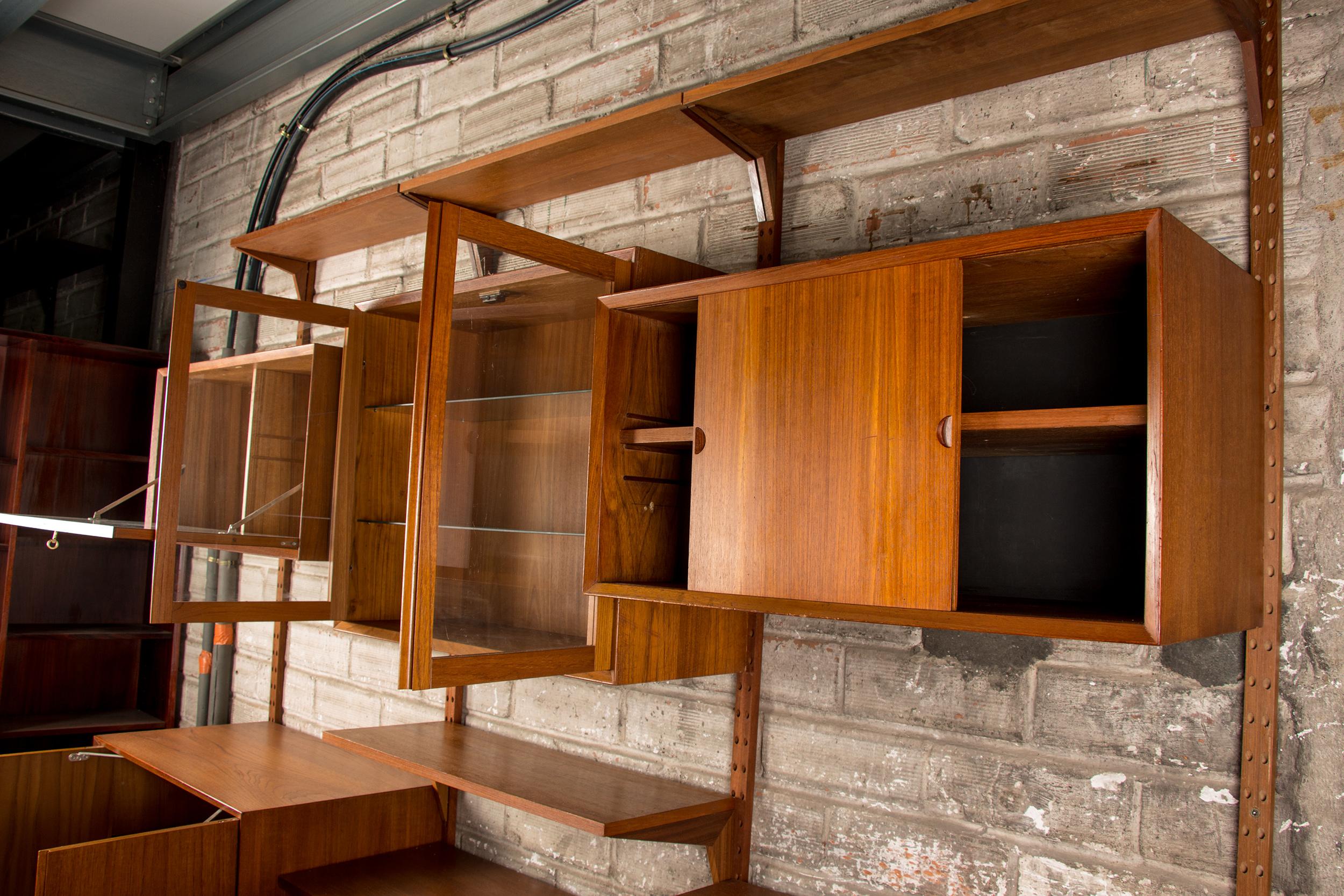 Großes dänisches modulares Regal aus Teakholz von Poul Cadovius, 1960. 10