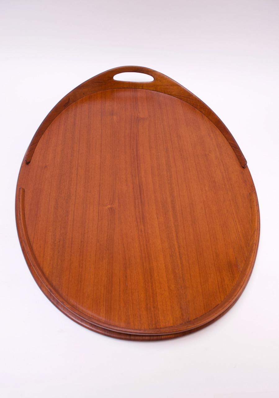 Large Danish Oval Teak Tray by Jens Quistgaard for Dansk In Good Condition In Brooklyn, NY