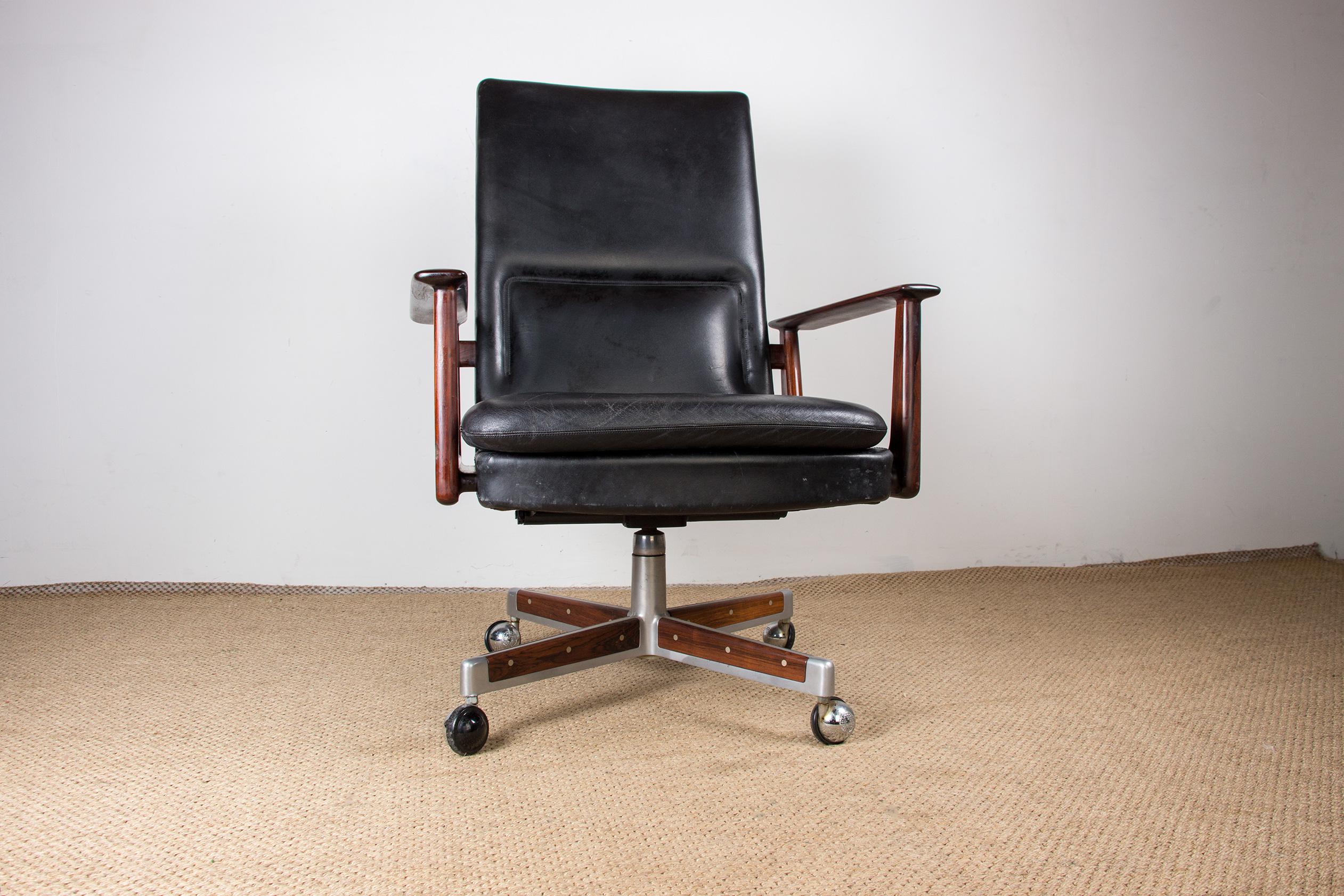 Large Danish Rio Rosewood & Leather Model 419 Desk Chair by Arne Vodder Sibast 1