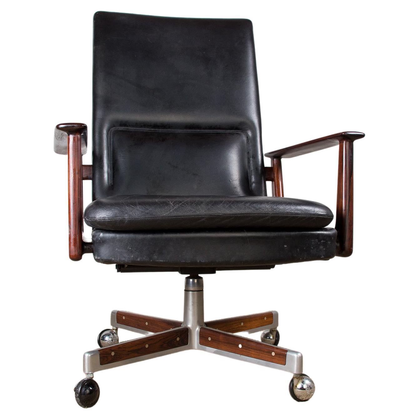 Large Danish Rio Rosewood & Leather Model 419 Desk Chair by Arne Vodder Sibast