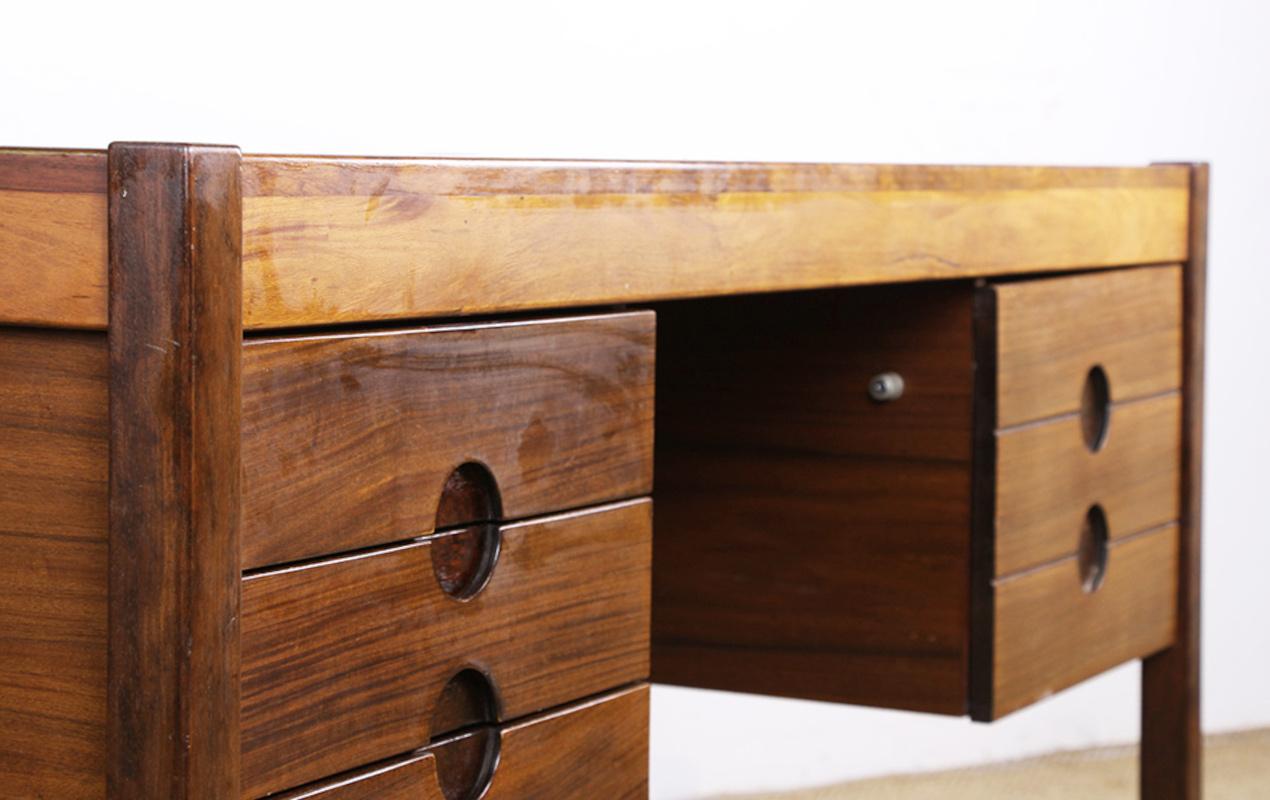 Large Danish Rosewood Executive Desk by Christian Linneberg 1960. For Sale 5