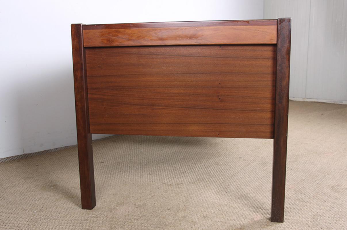 Large Danish Rosewood Executive Desk by Christian Linneberg 1960. For Sale 8