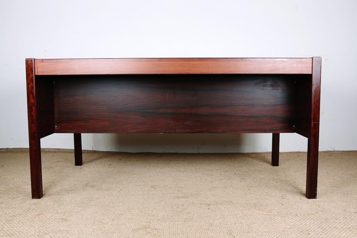 Large Danish Rosewood Executive Desk by Christian Linneberg 1960. For Sale 9
