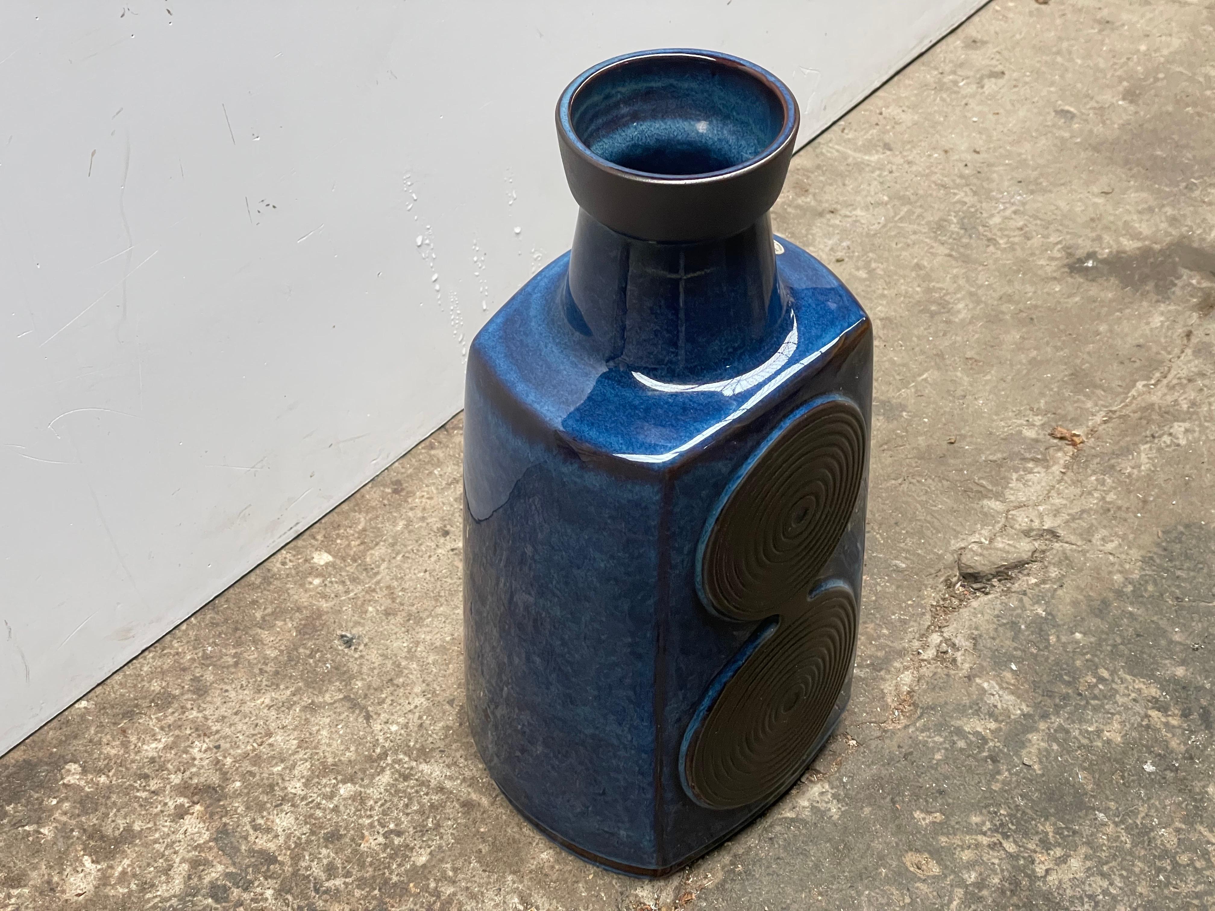 Large Danish Søholm Floor Vase by Einar Johansen with Blue Glossy Glaze, 1960s 1