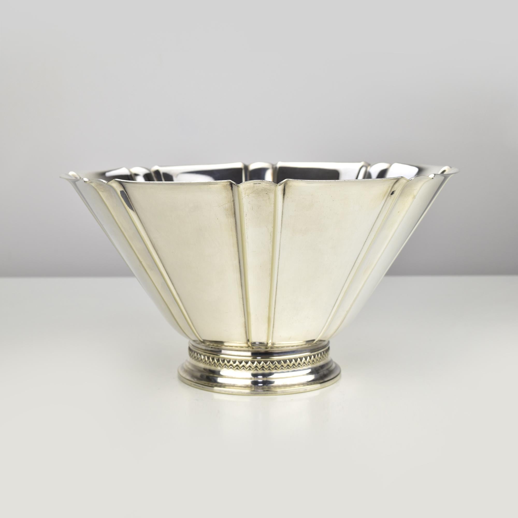 Large Danish Silverplate Bowl by Carl M. Cohr, ATLA, Art Deco Design In condizioni buone in vendita a Bad Säckingen, DE