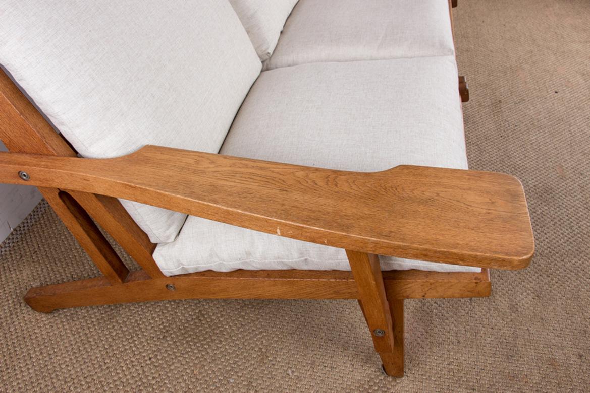 Large Danish Sofa, solid oak and fabric, model GE375 by Hans Wegner/Getama 1960. For Sale 10