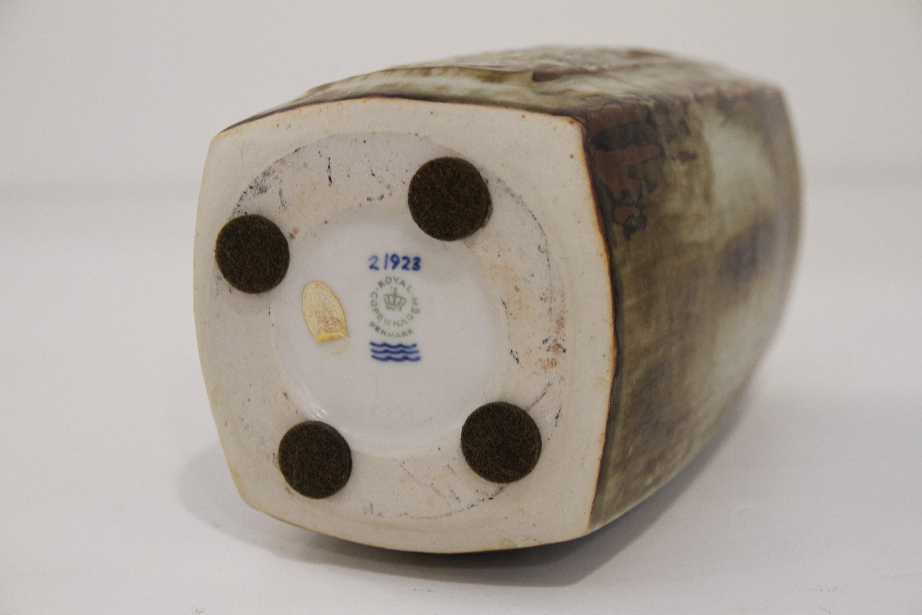 Grande vaso danese in gres di Jørgen Mogensen per Royal Copenhagen, anni Settanta. in vendita 3