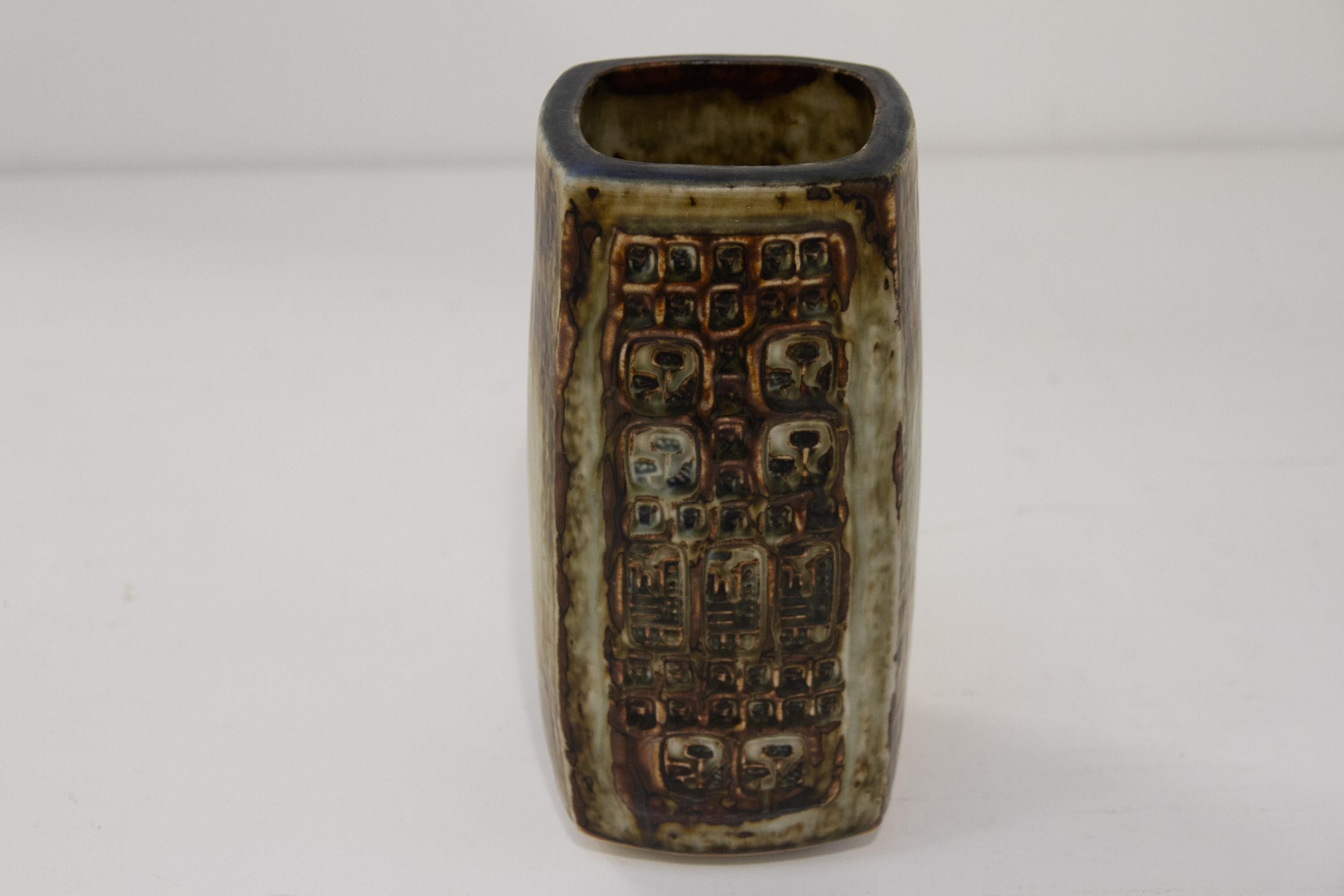 Grande vaso danese in gres di Jørgen Mogensen per Royal Copenhagen, anni Settanta. in vendita 8