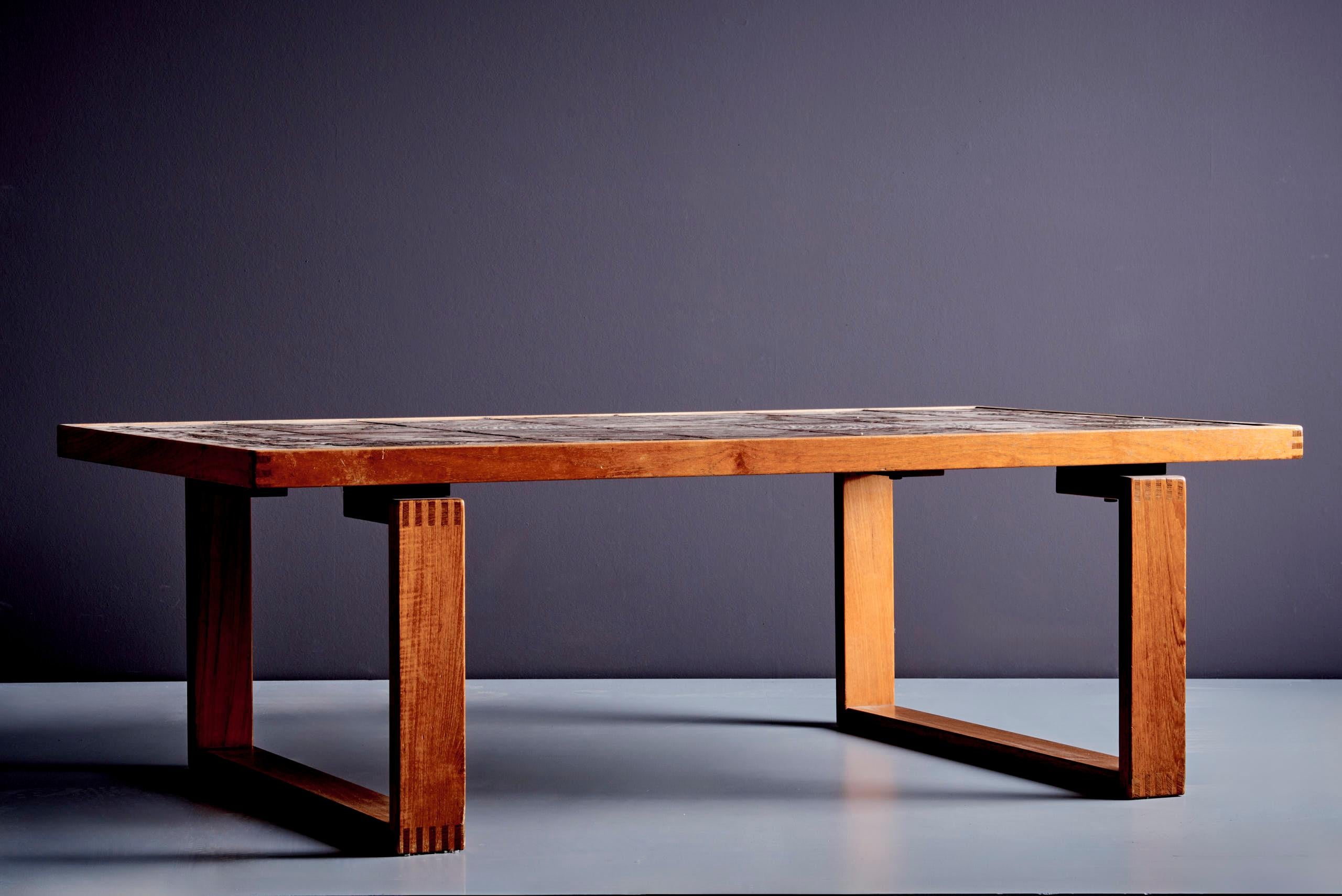 Großes dänisches Teakholz-Kunst-Sofa oder Couchtisch von Ox-Art (Moderne der Mitte des Jahrhunderts) im Angebot