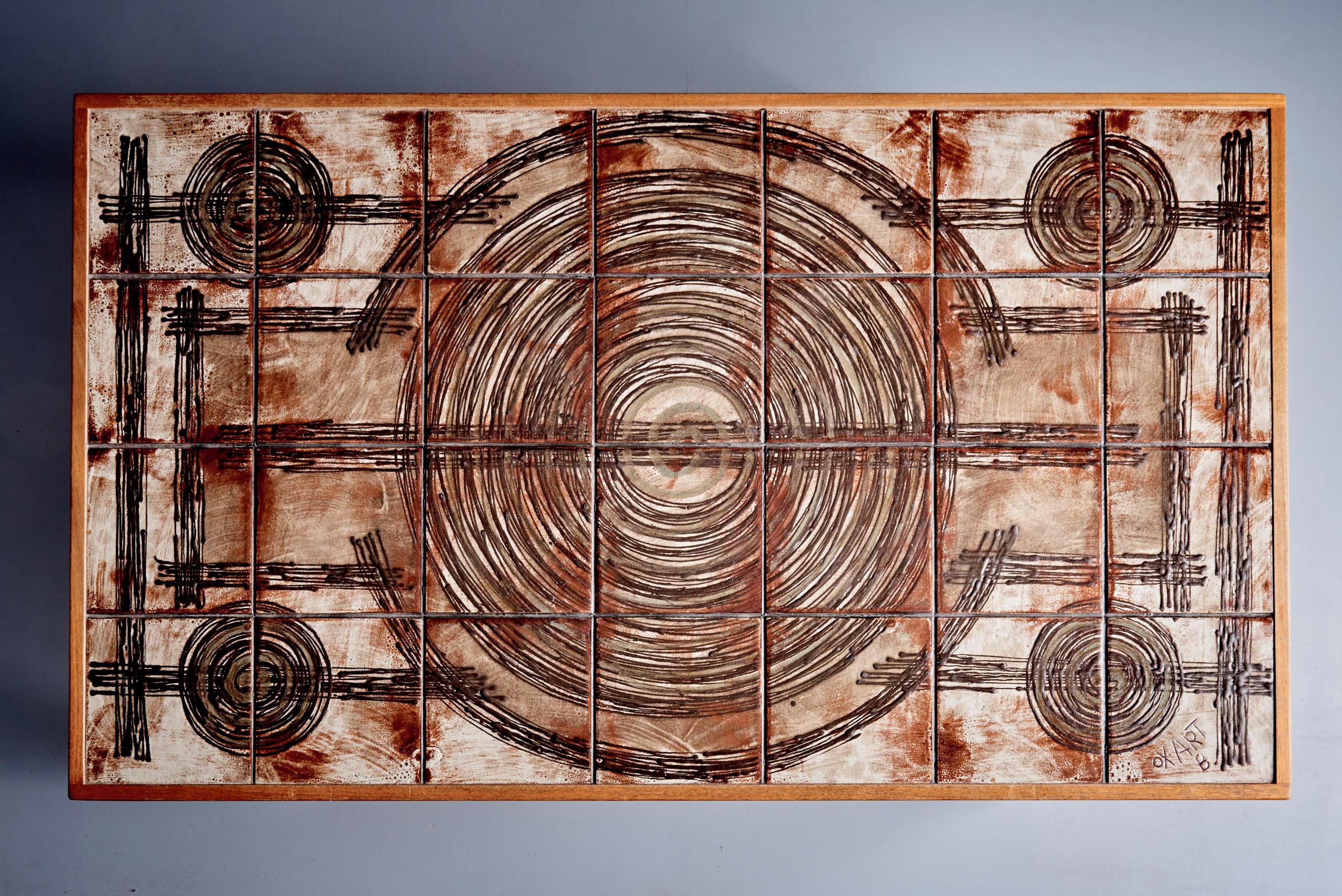 Großes dänisches Teakholz-Kunst-Sofa oder Couchtisch von Ox-Art (Keramik) im Angebot