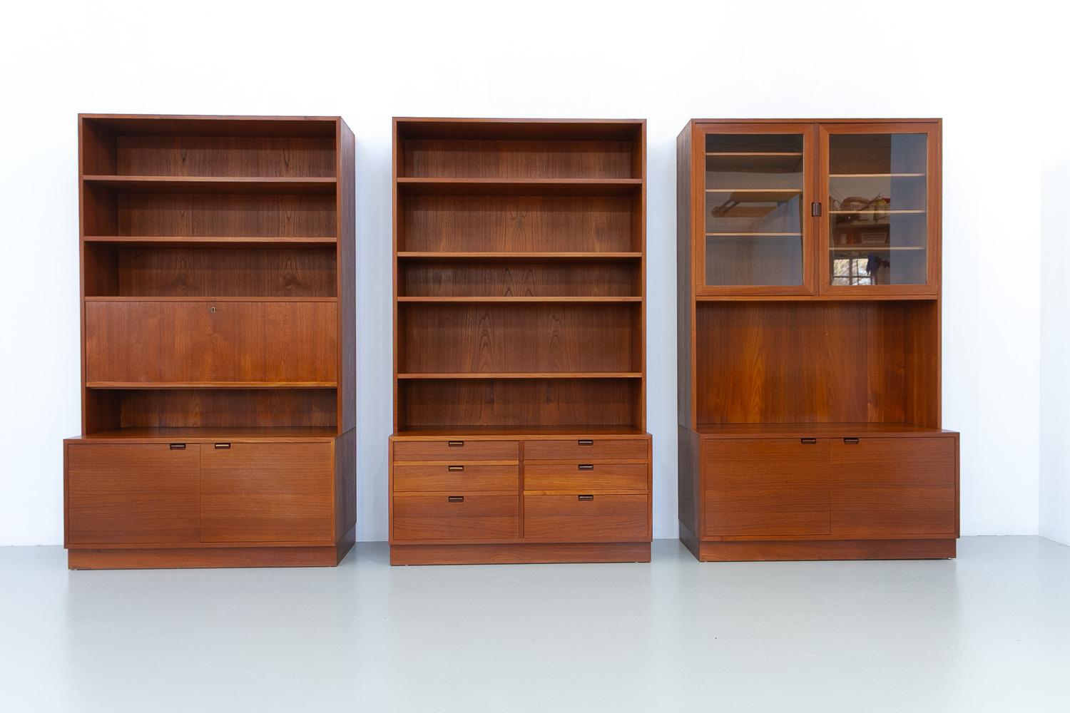 Gran librería danesa de teca de Sejling Skabe, década de 1960. 8