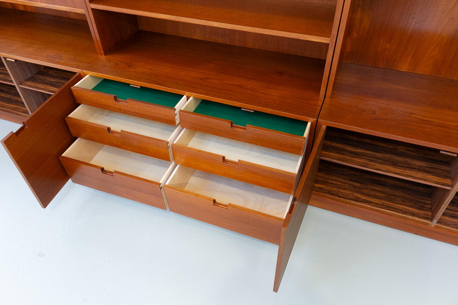 Gran librería danesa de teca de Sejling Skabe, década de 1960. en Bueno Estado en Asaa, DK