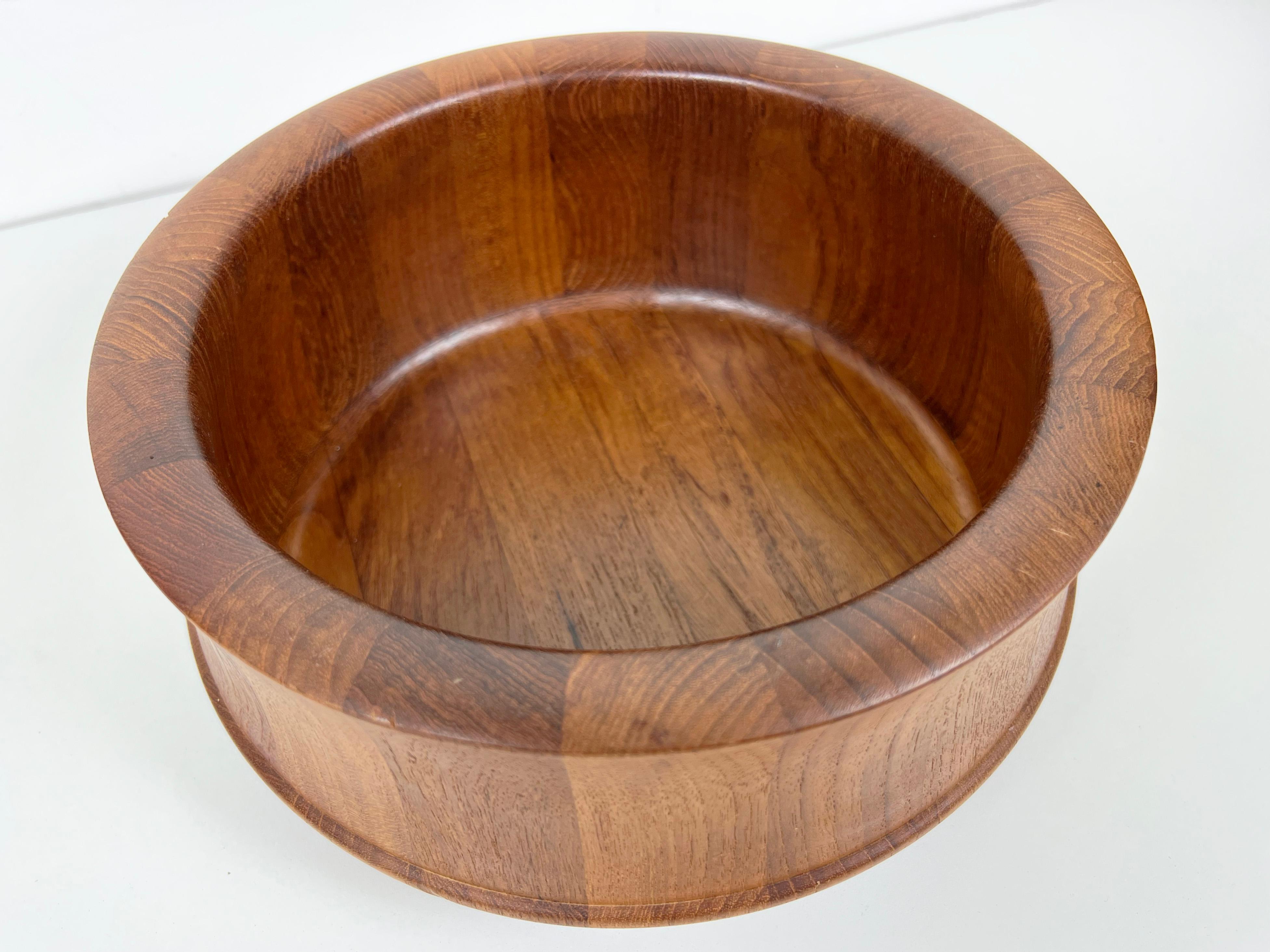 Large Danish Teak Bowl by Richard Nissen For Sale 2