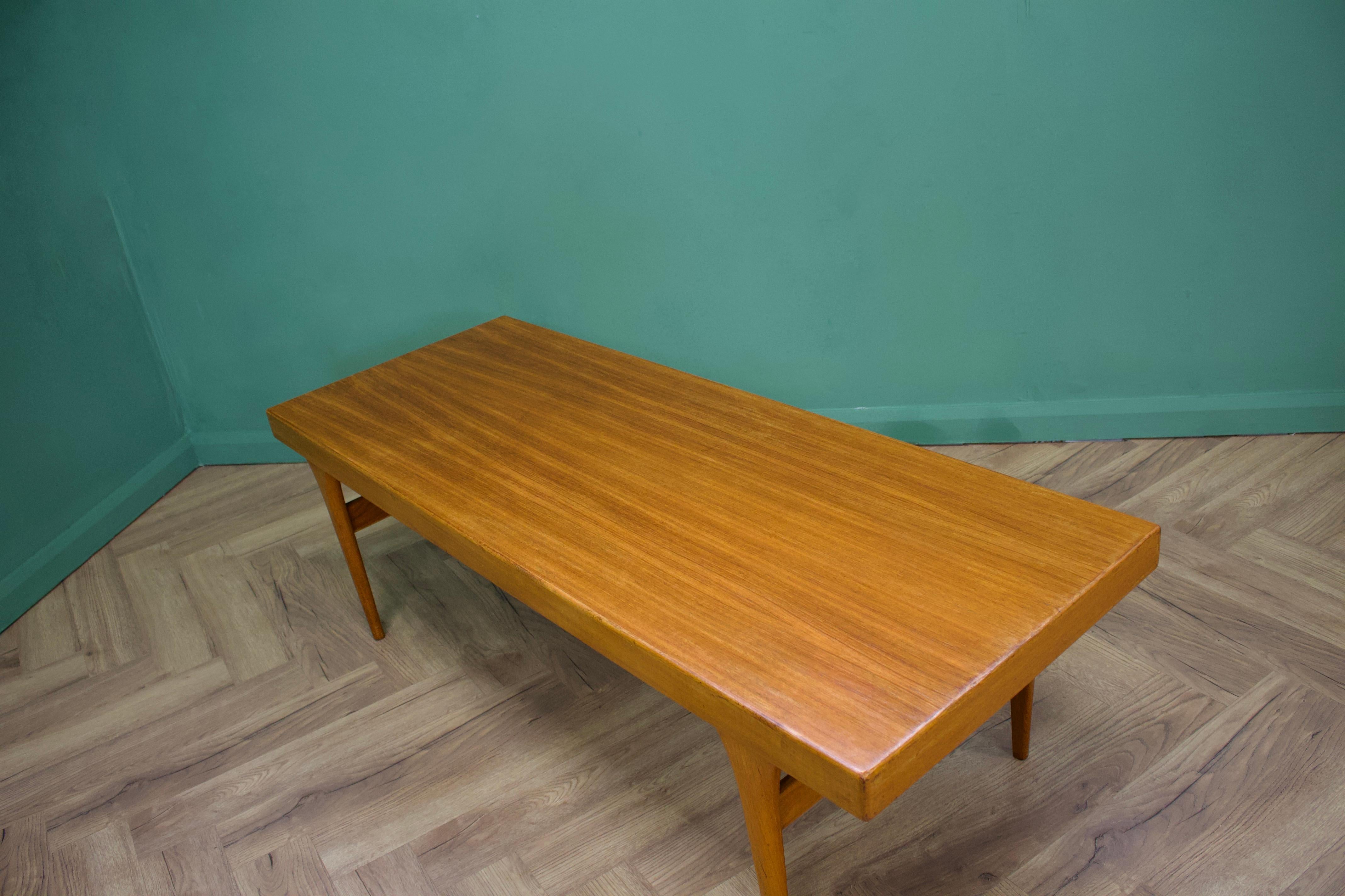 Grande table basse danoise en teck des années 1960, Silkeborg Bon état - En vente à South Shields, GB