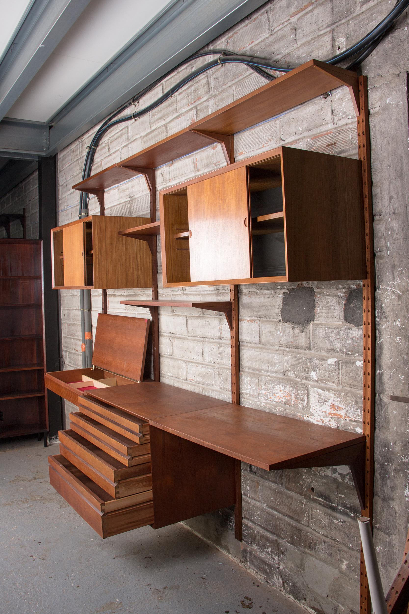 Large Danish Teak Modular Shelf by Poul Cadovius 1960 8
