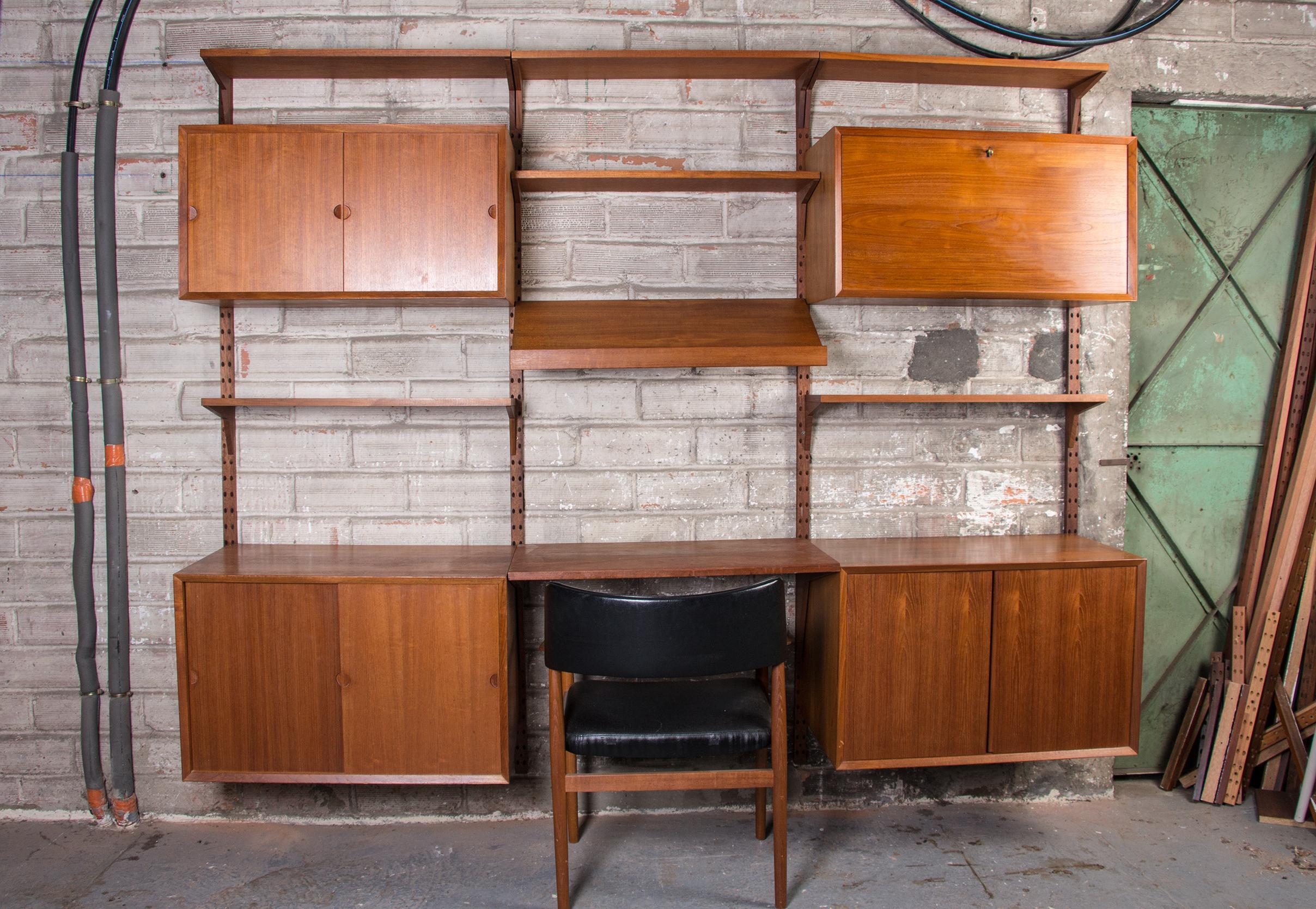 Large Danish Teak Modular Shelf by Poul Cadovius, 1960 In Good Condition In JOINVILLE-LE-PONT, FR
