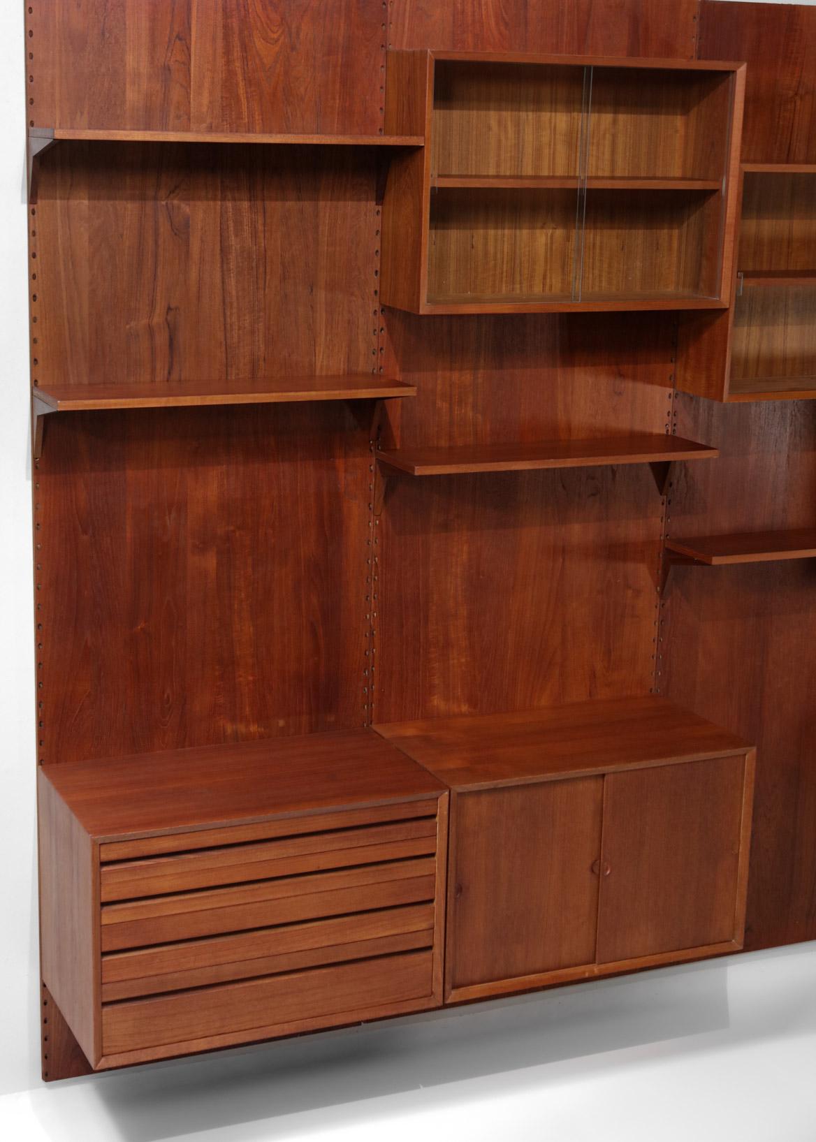 Mid-Century Modern Large Danish Teak Wall Bookcase by Poul Cadovius 4 Sides, F139