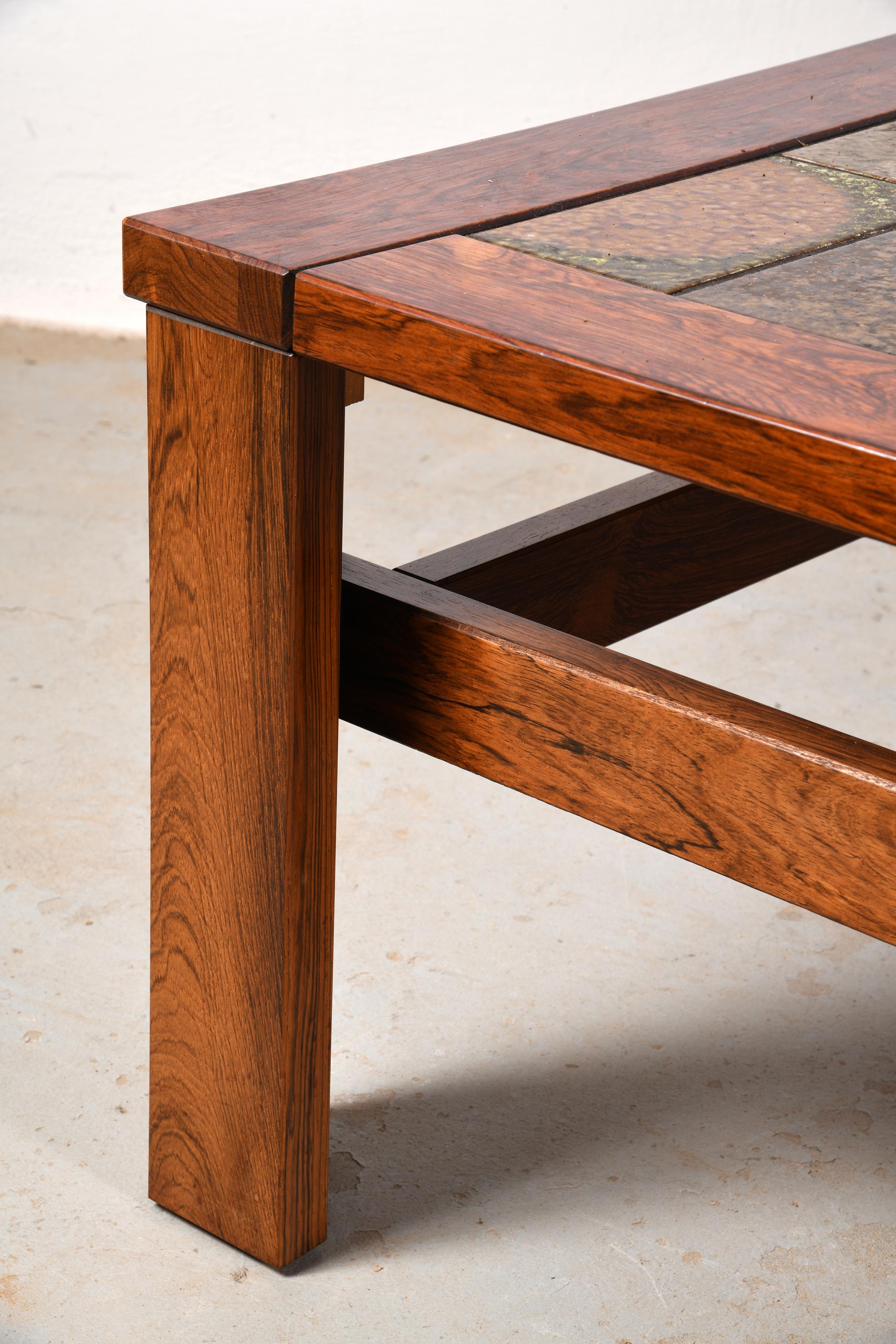 Ceramic Large danish vintage coffee table wood & ceramic with or without wheels from 60s For Sale