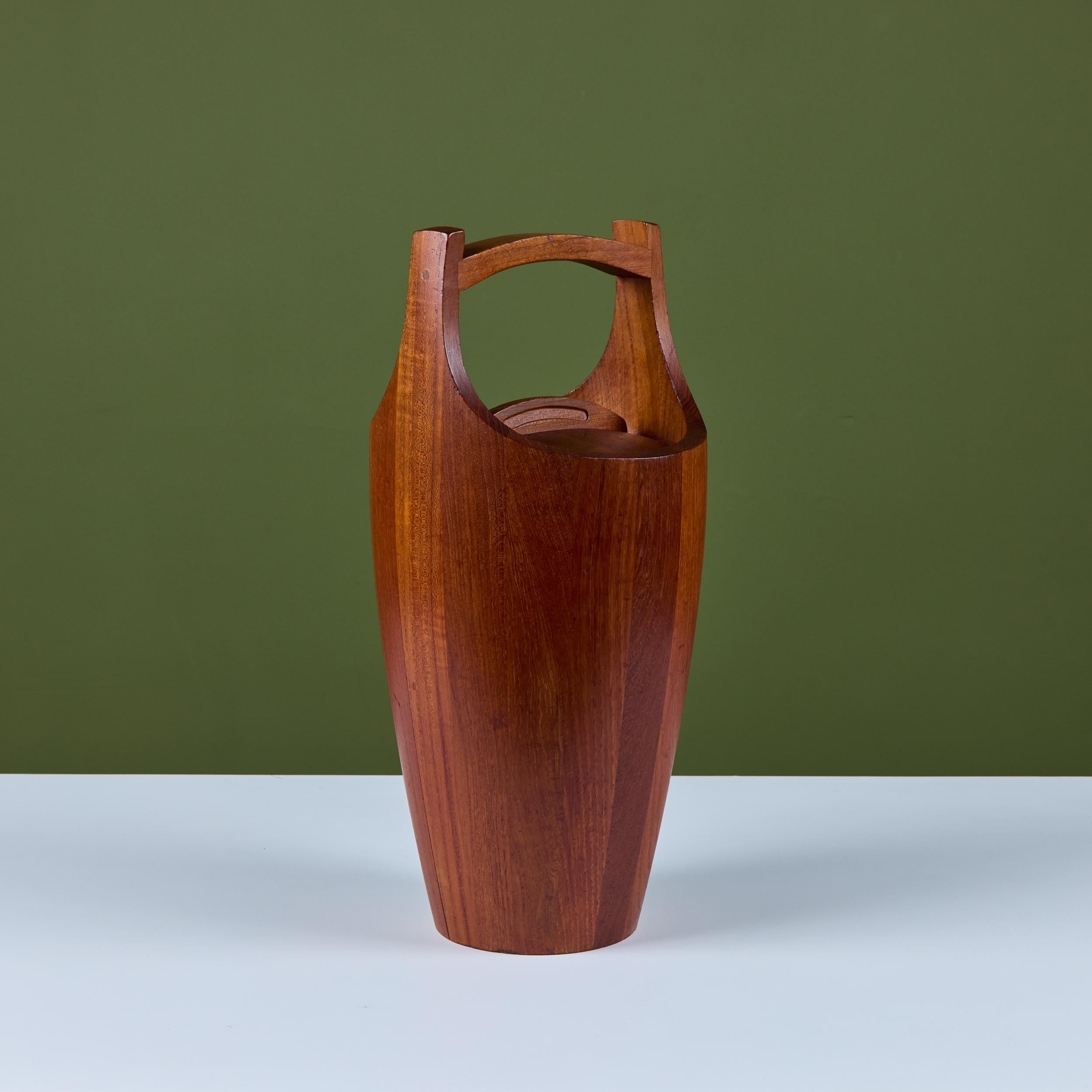 Large Dansk Teak Ice Bucket by Jens H. Quistgaard en vente 2